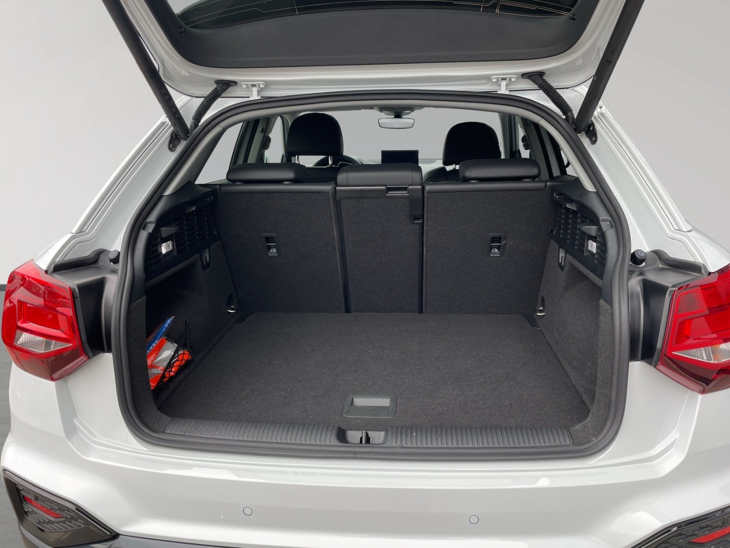 Bild über Audi Q2 advanced 40 TFSI quattro S tronic - für weitere Informationen kontaktieren Sie den Audi Partner