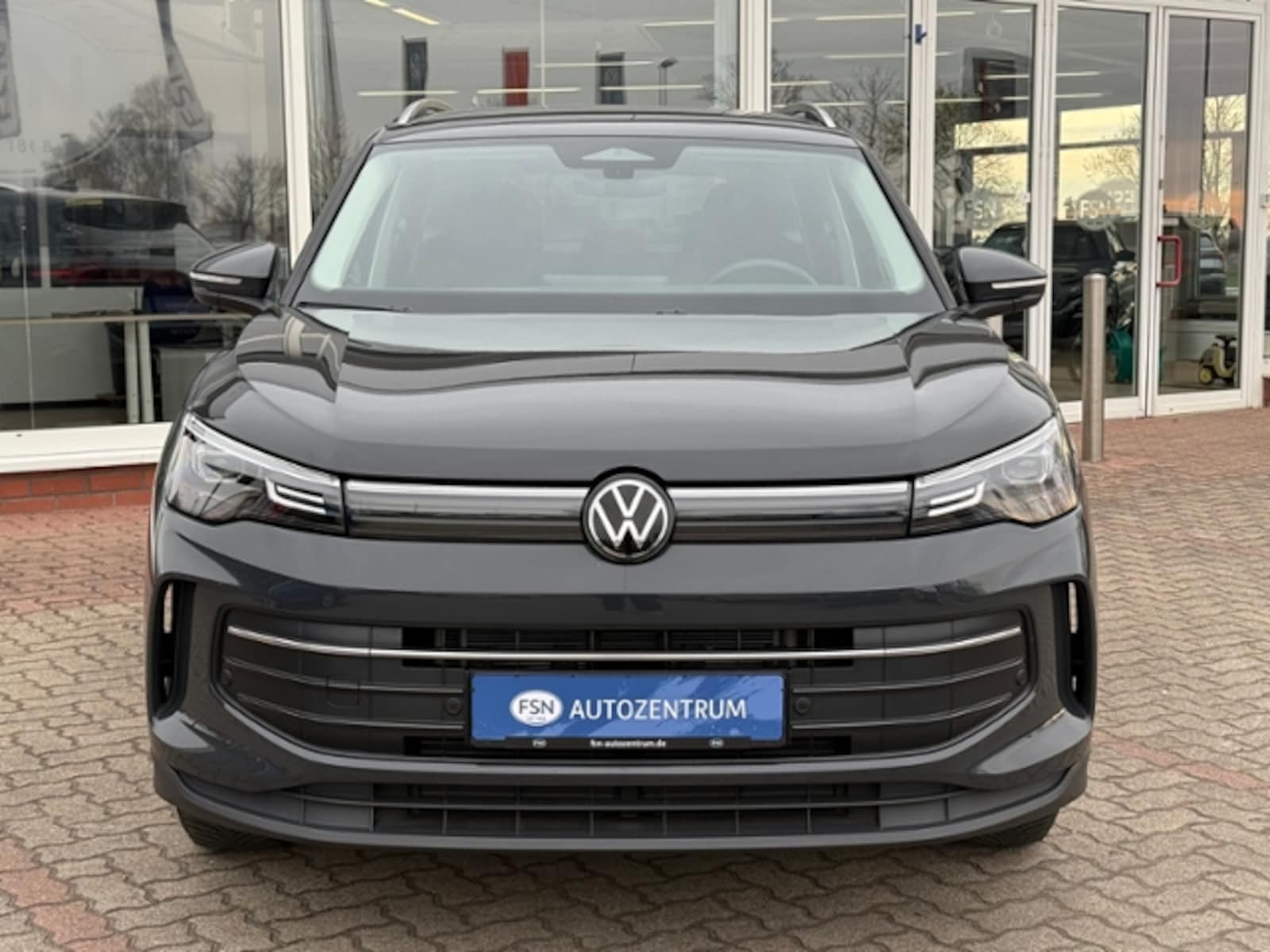 Volkswagen Tiguan – Bild 9