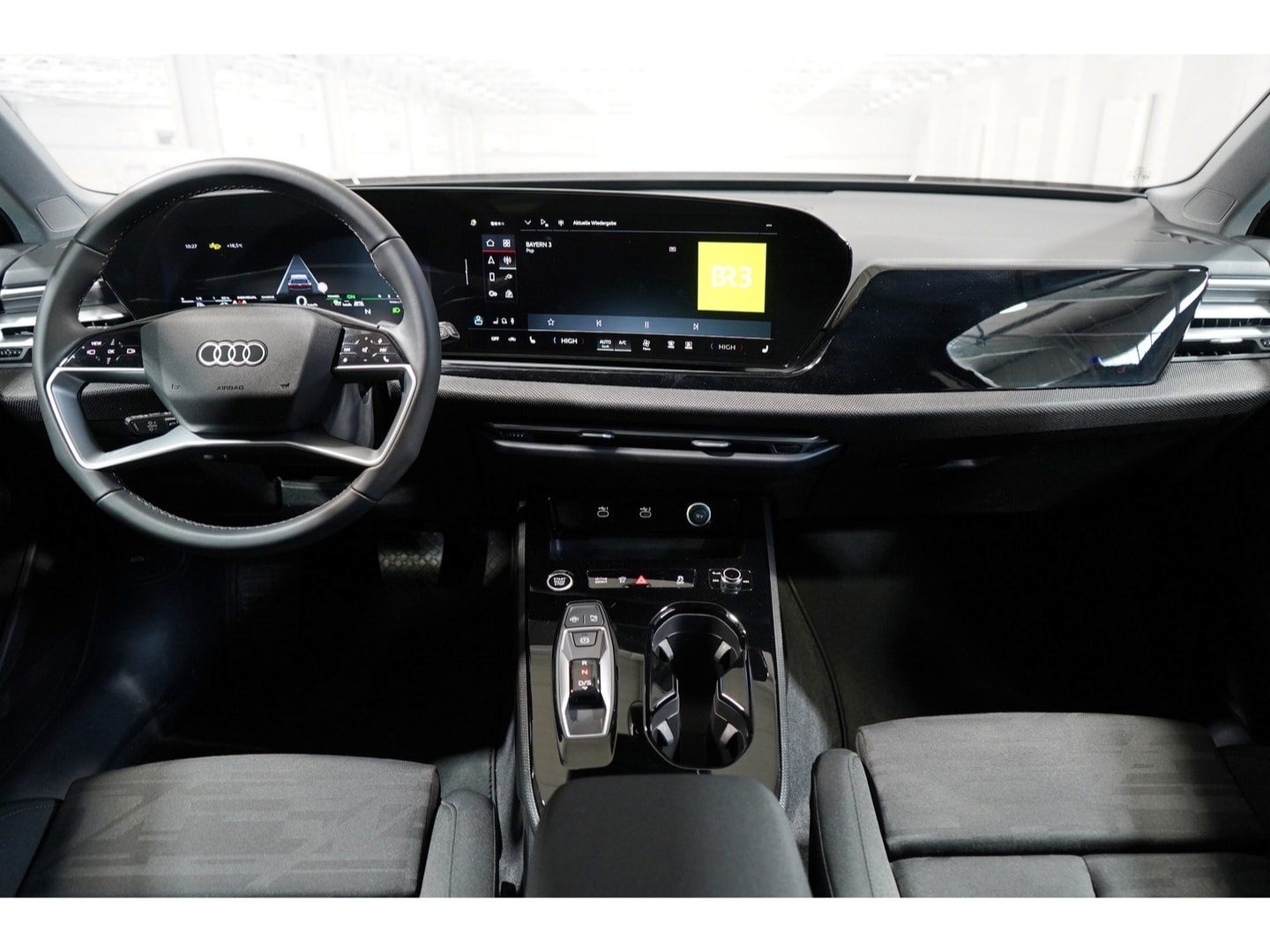 Bild über Audi A5 Avant e-hybrid e-hybrid quattro 220 kW S tronic - für weitere Informationen kontaktieren Sie den Audi Partner