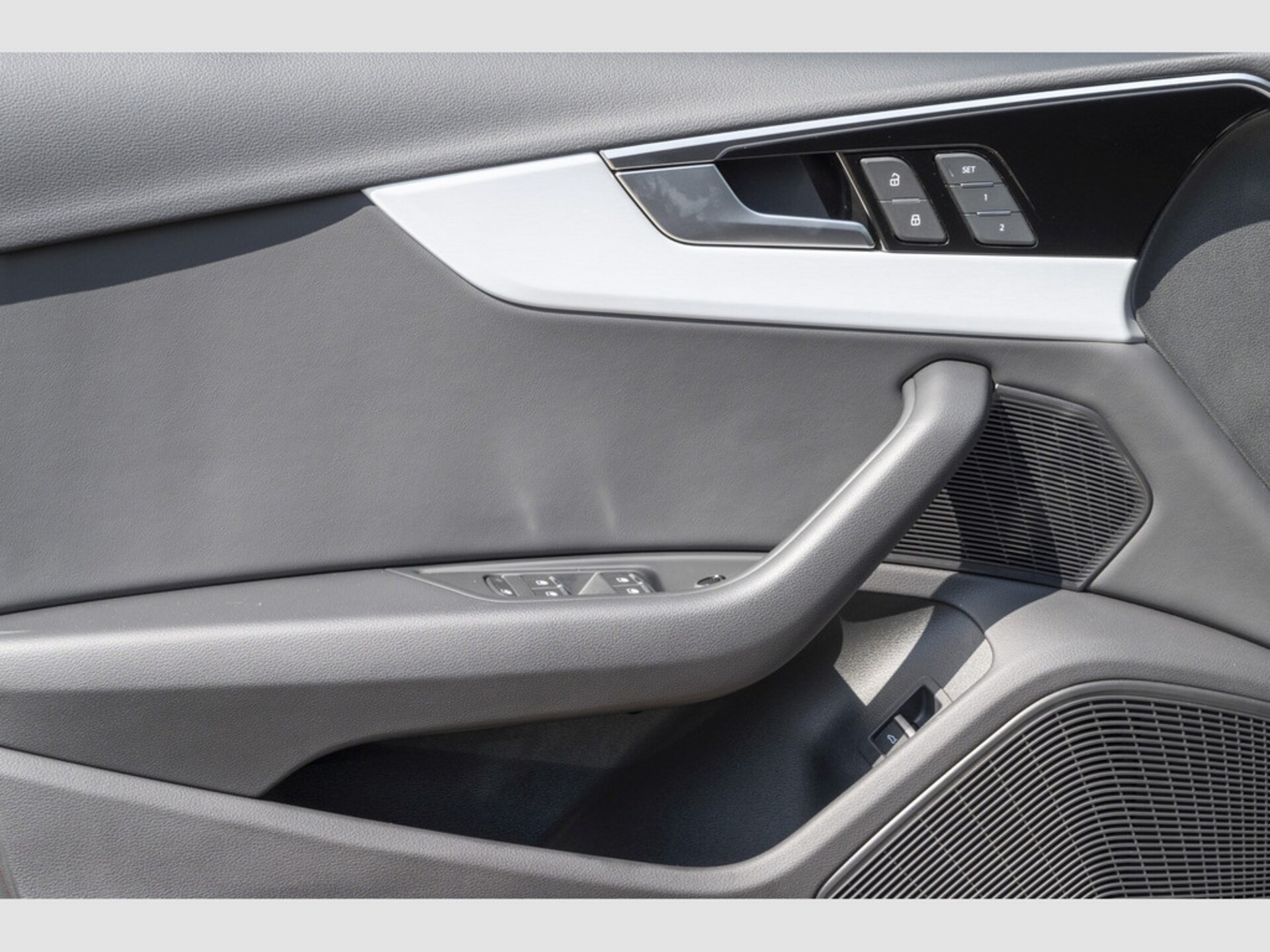 Audi A4 Avant S line