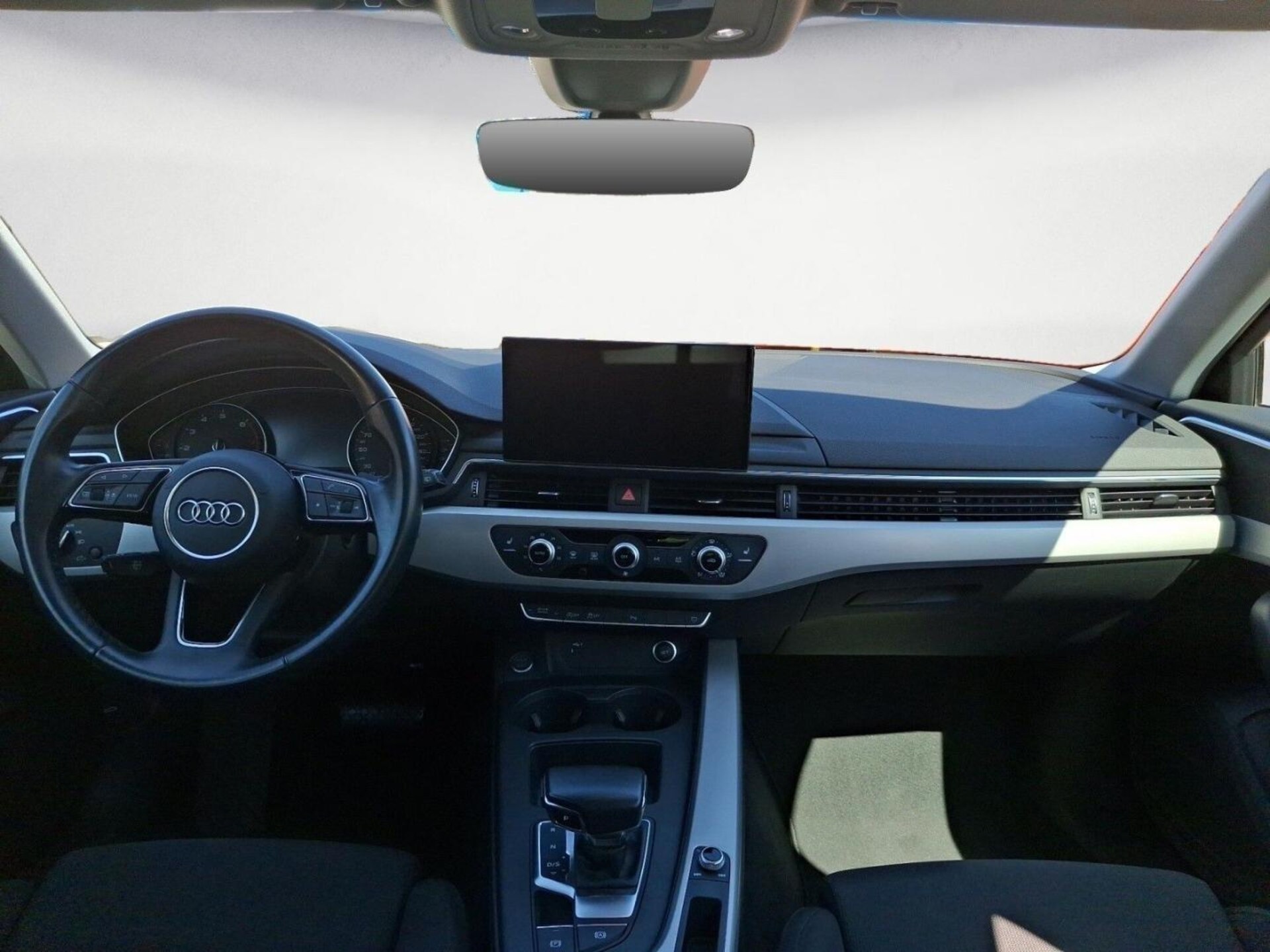 Audi A4 Avant S line