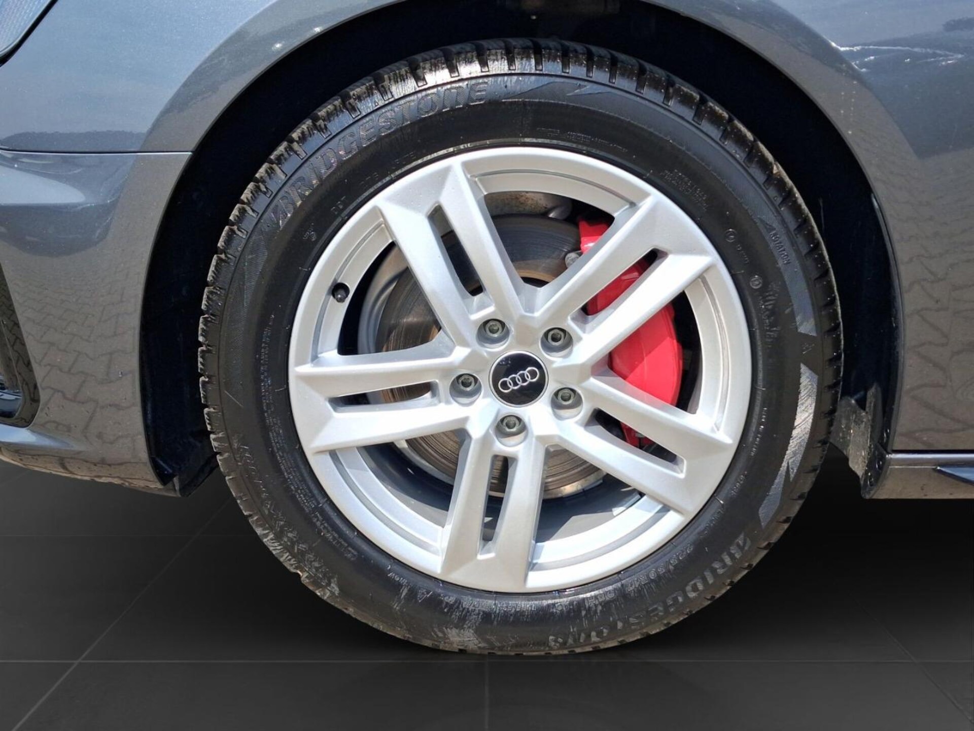 Audi A4 Avant S line