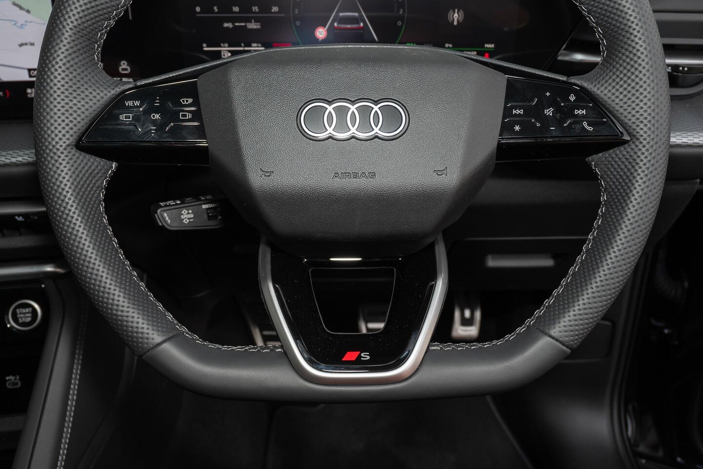 Image about Audi Q5 SUV e-hybrid quattro S tronic