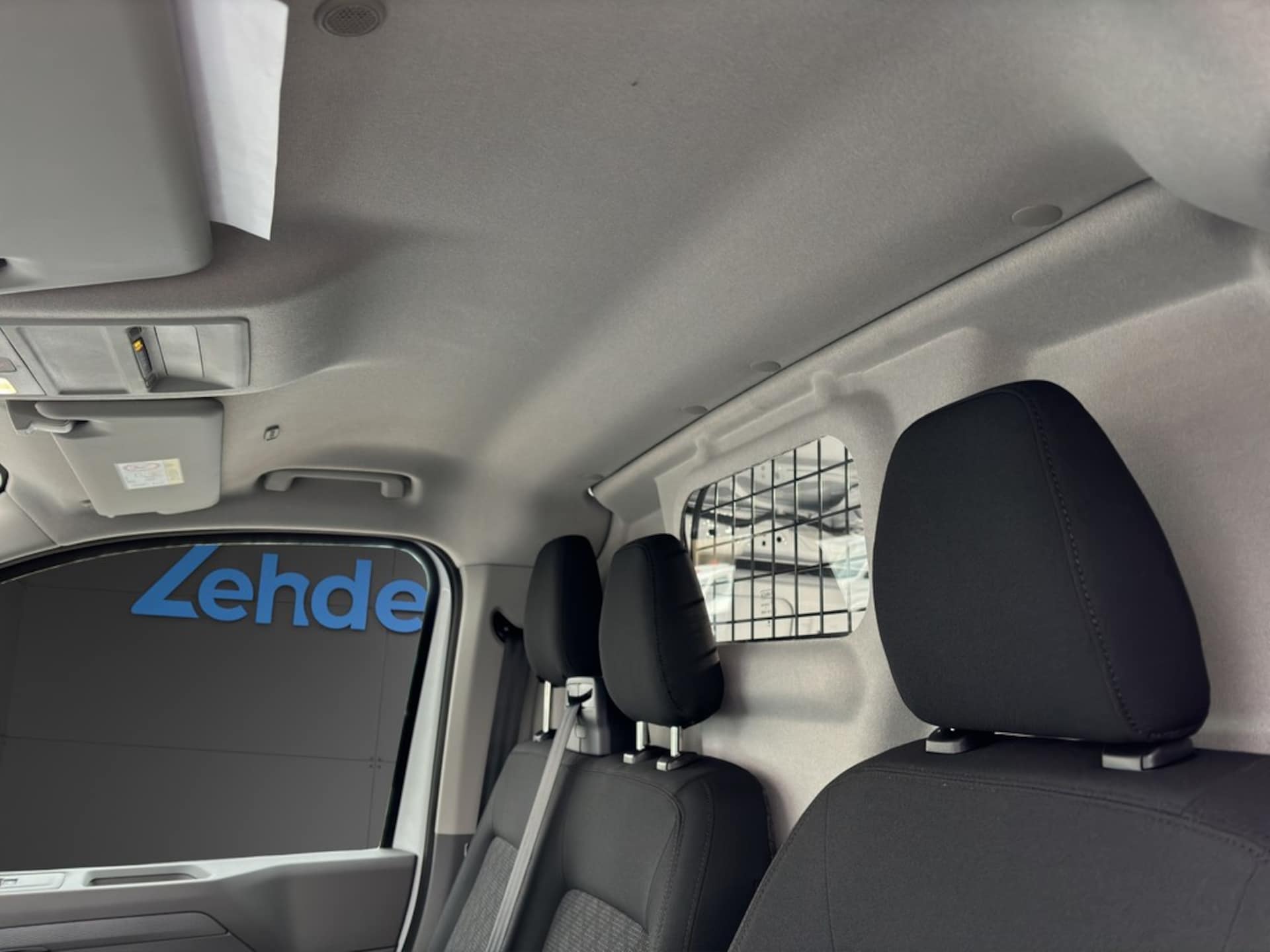 Volkswagen Transporter Kasten kurzer Radstand