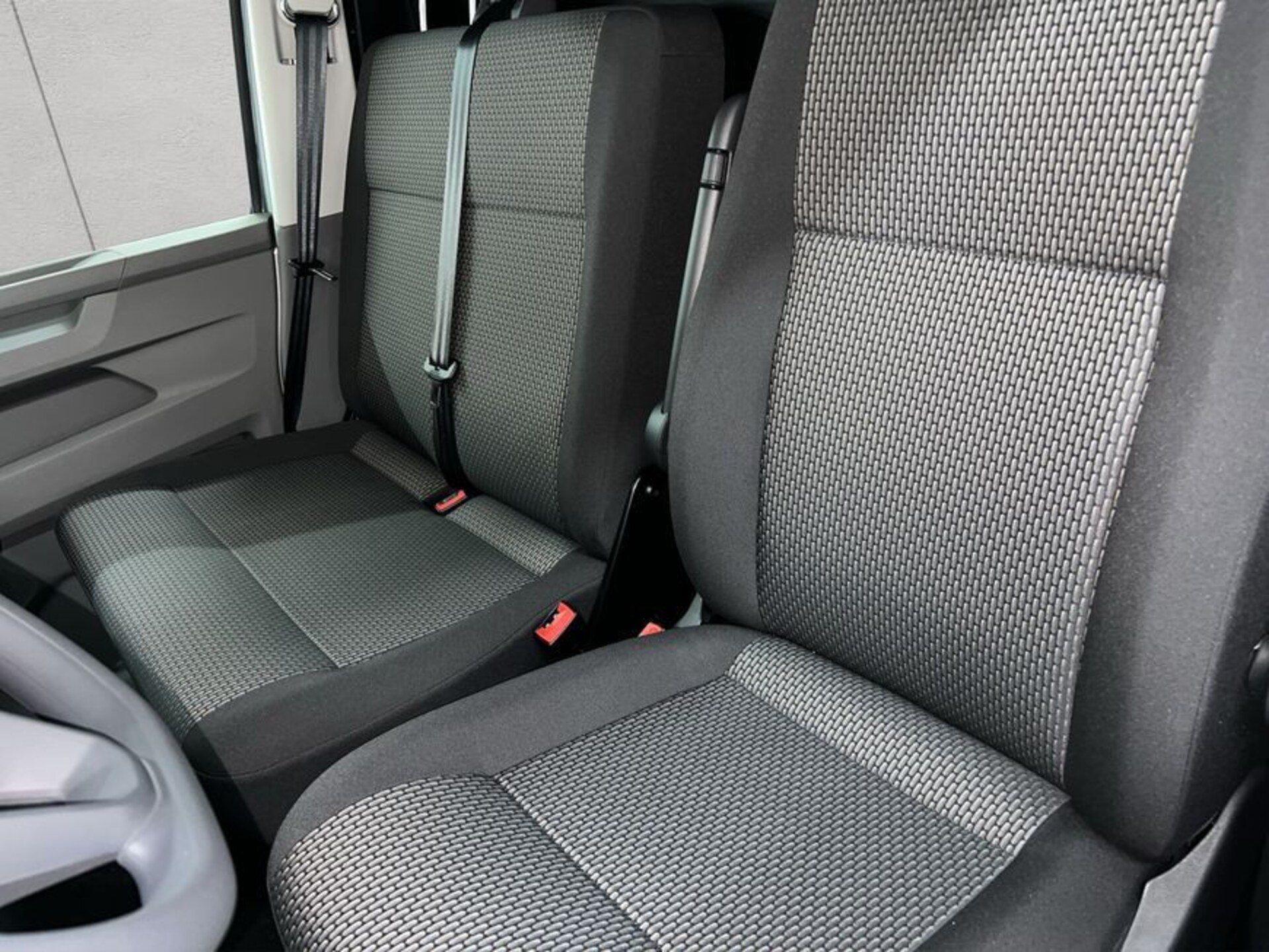 Volkswagen T6.1 Transporter Kasten kurzer Radstand