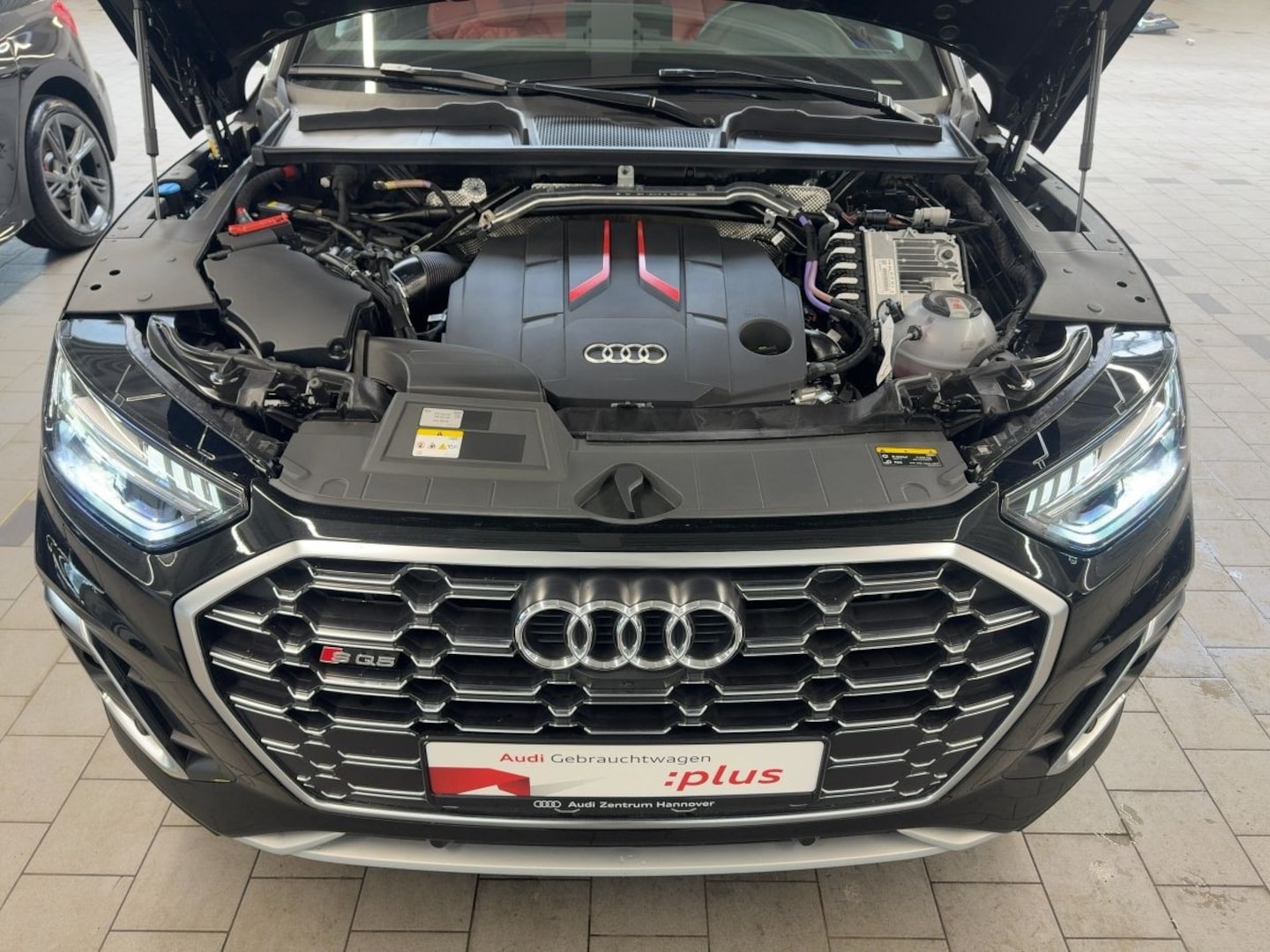 Bild über Audi SQ5 TDI tiptronic - für weitere Informationen kontaktieren Sie den Audi Partner