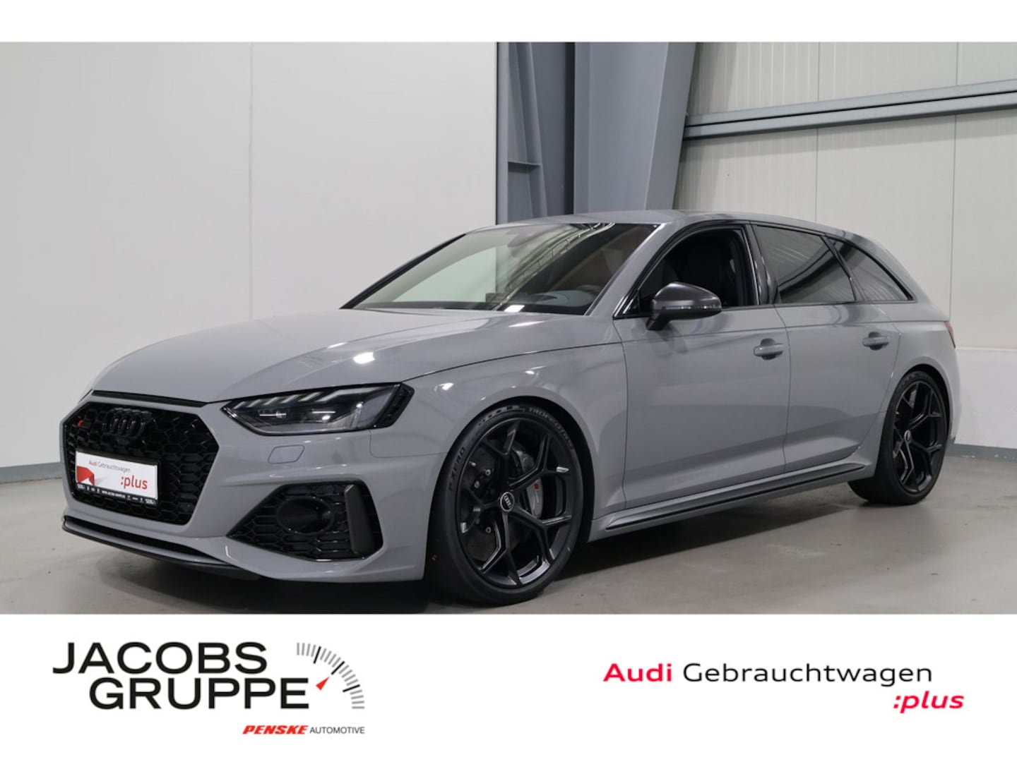 Bild über Audi RS 4 Avant quattro tiptronic - für weitere Informationen kontaktieren Sie den Audi Partner