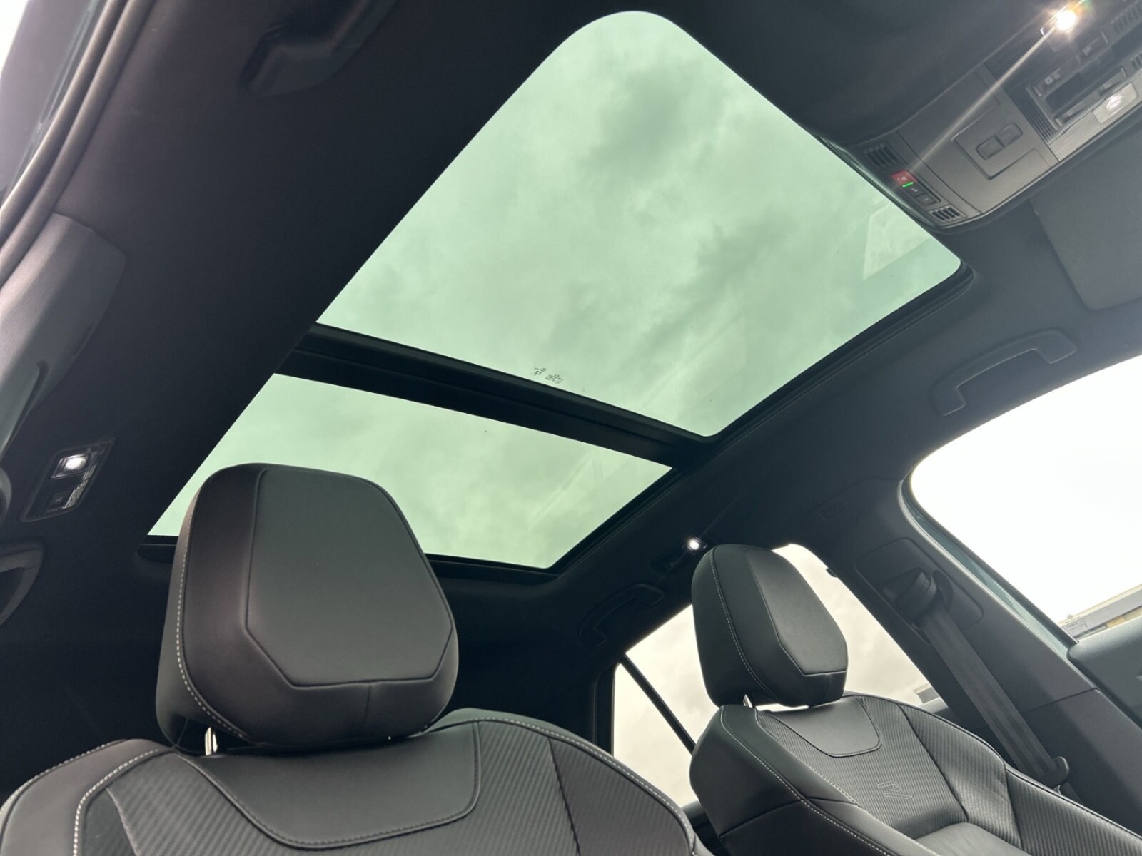 Volkswagen T-Roc – Bild 14