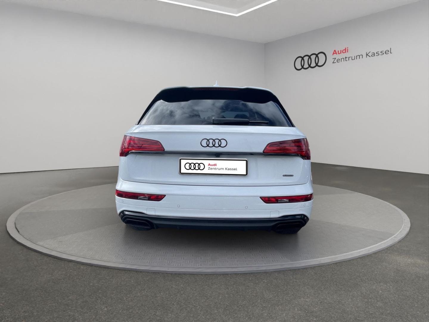 Bild über Audi Q5 40 TDI quattro S tronic - für weitere Informationen kontaktieren Sie den Audi Partner