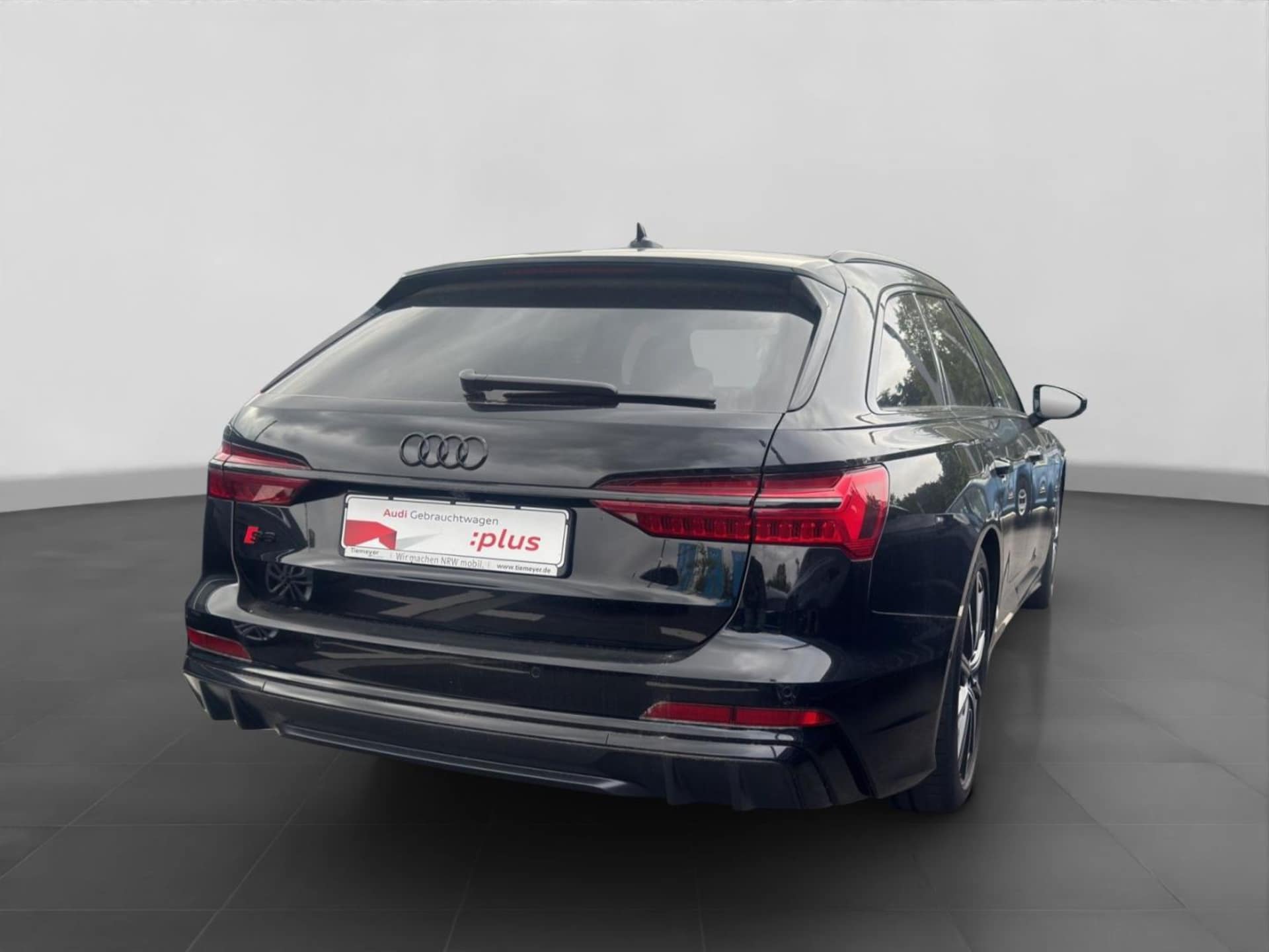 Audi S6 Avant