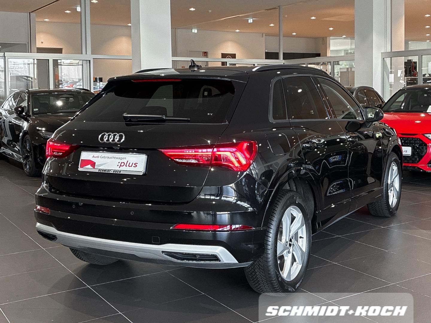 Bild über Audi Q3 advanced 35 TFSI S tronic - für weitere Informationen kontaktieren Sie den Audi Partner