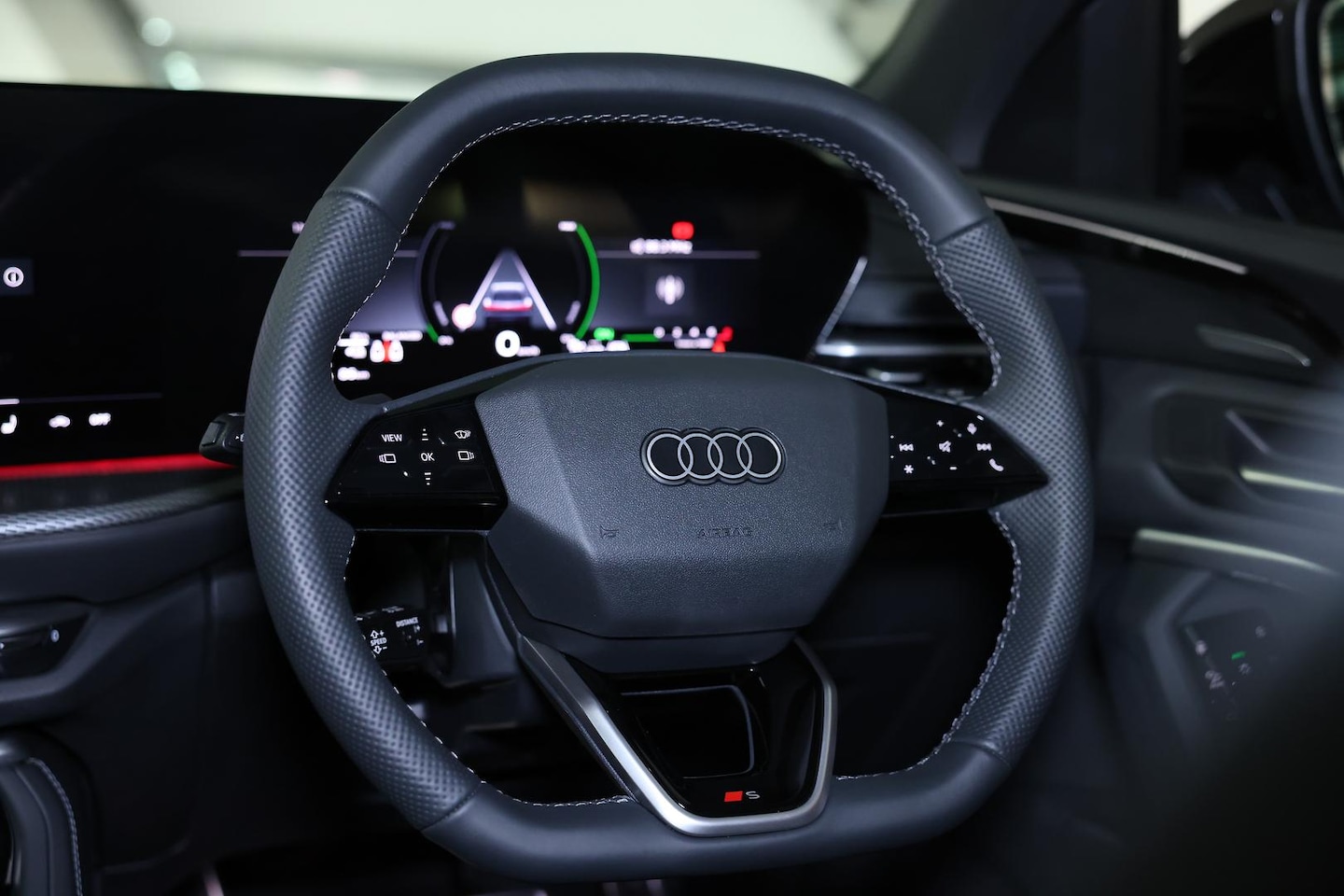 Image about Audi Q5 SUV e-hybrid quattro S tronic