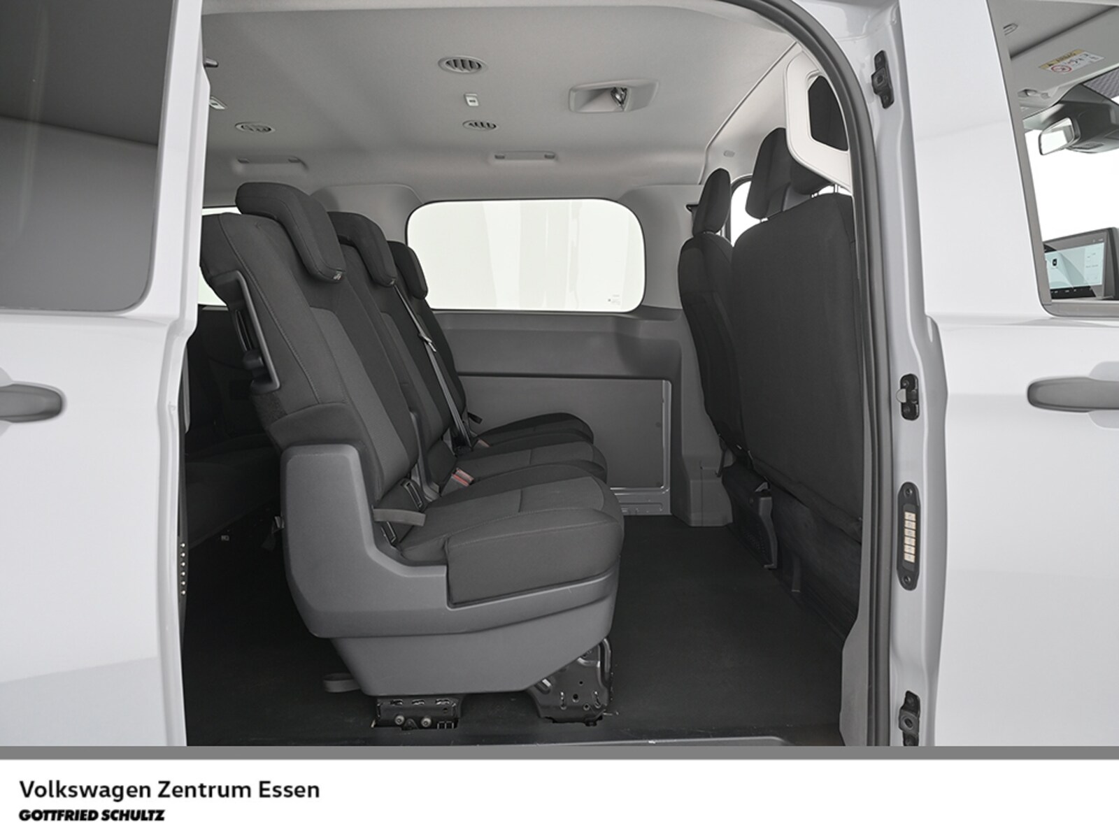 Volkswagen Transporter Kombi kurzer Radstand – Bild 13