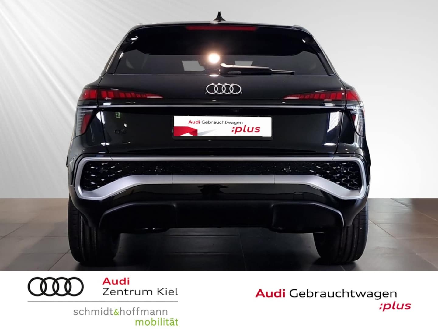 Bild über Audi Q3 SUV TFSI 110 kW S tronic - für weitere Informationen kontaktieren Sie den Audi Partner