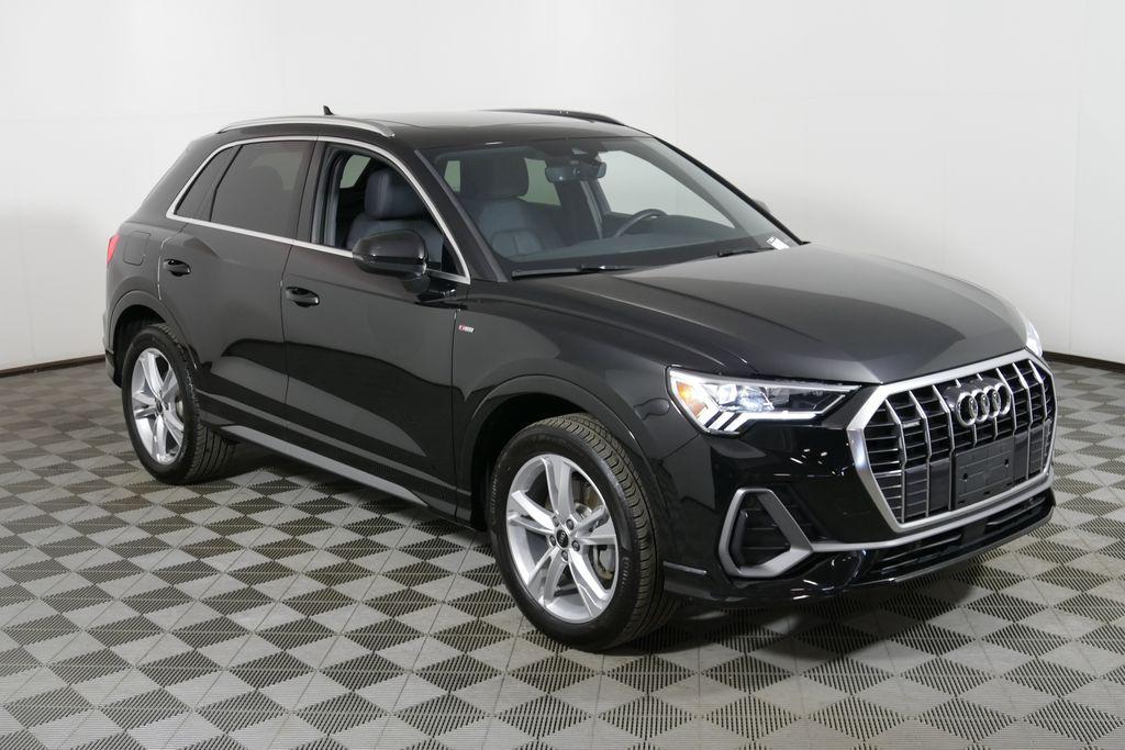 2024 Audi Q3 45 TFSI S Line Premium quattro's photo