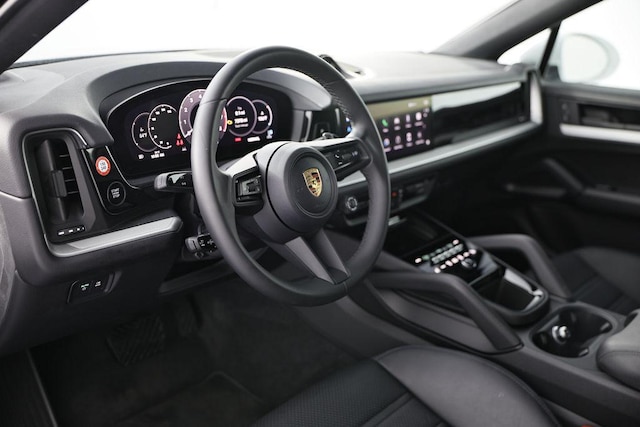 2024 Porsche Cayenne Hybrid