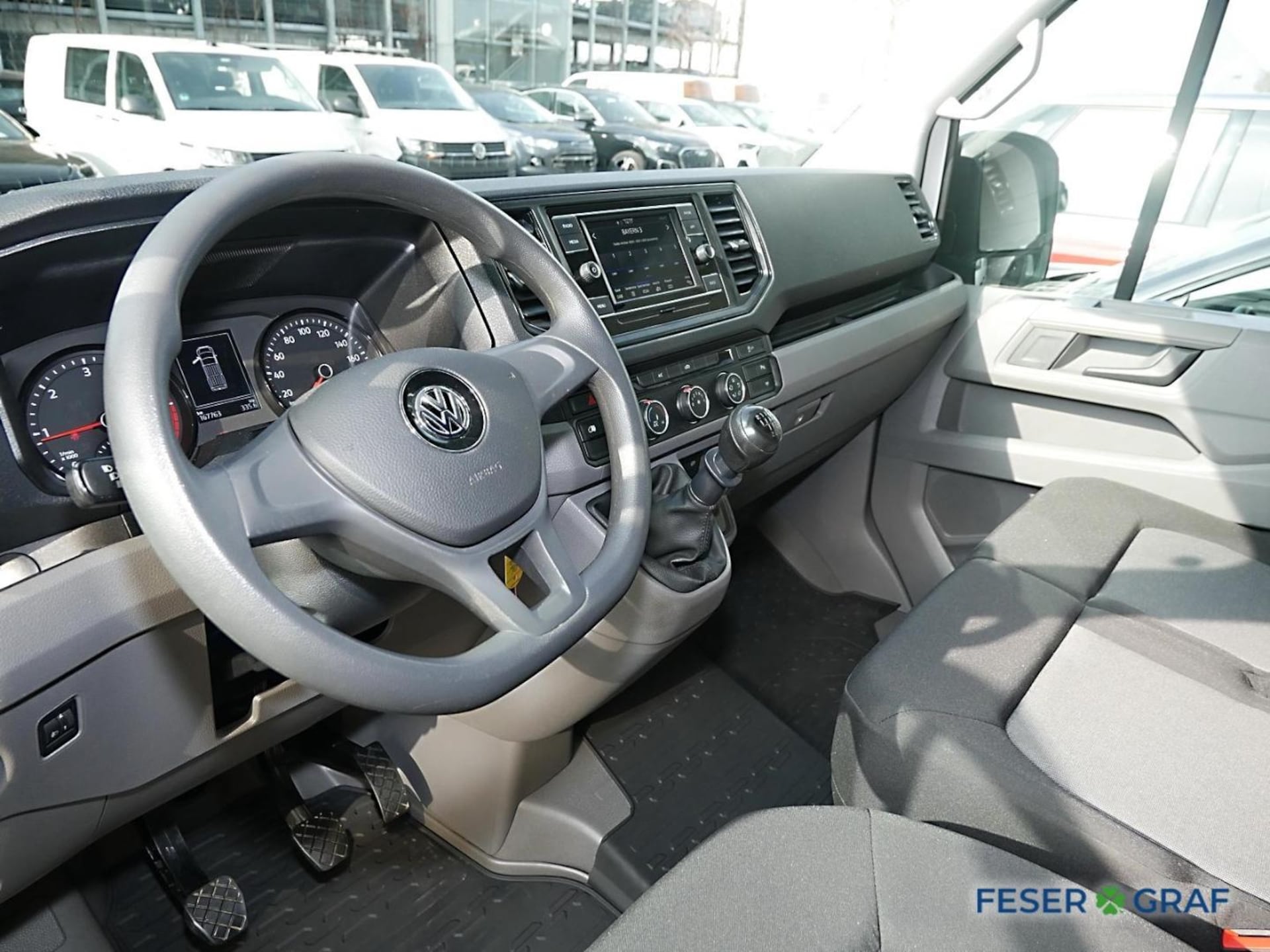 Volkswagen Crafter Kasten langer Radstand