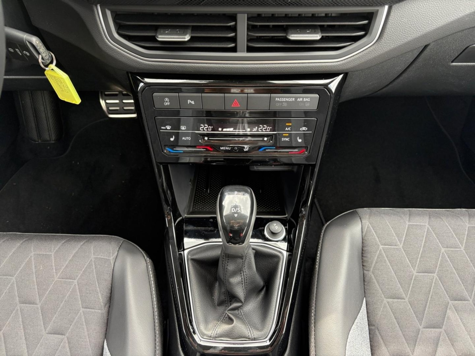 Volkswagen T-Cross – Bild 13