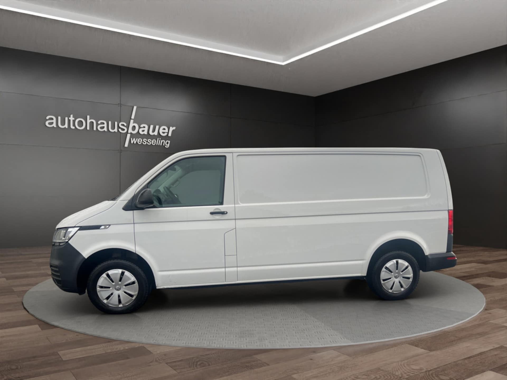 Volkswagen T6.1 Transporter Kasten langer Radstand