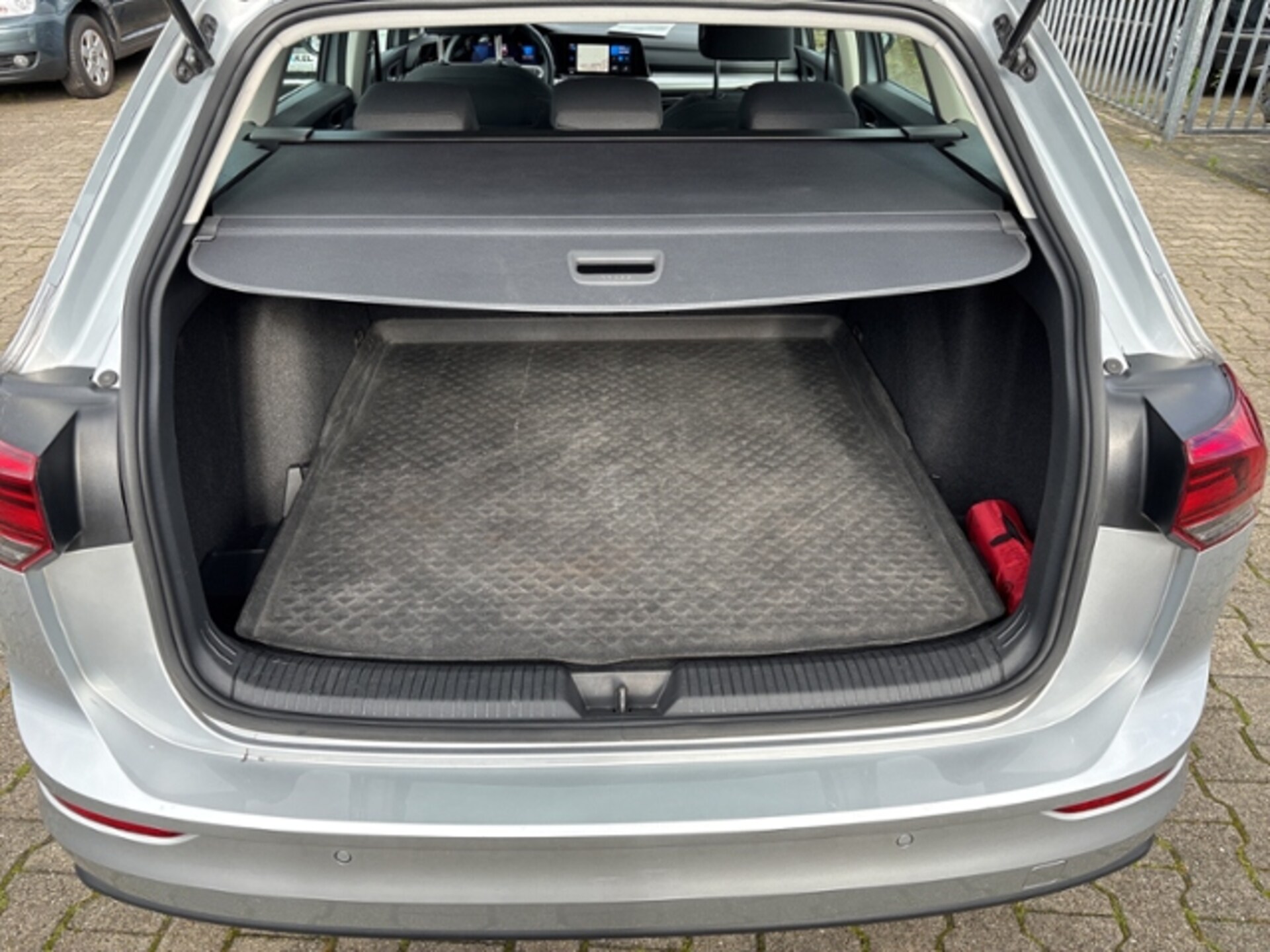 Volkswagen Golf Variant Life