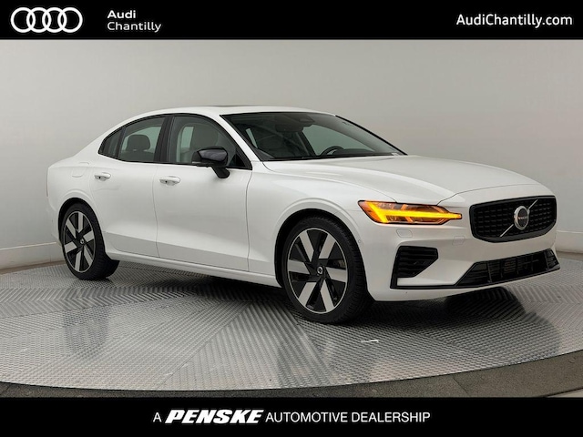 2024 Volvo S60 Recharge Plug-In Hybrid