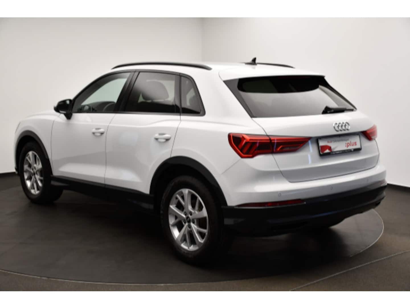 Bild über Audi Q3 advanced 35 TFSI S tronic - für weitere Informationen kontaktieren Sie den Audi Partner