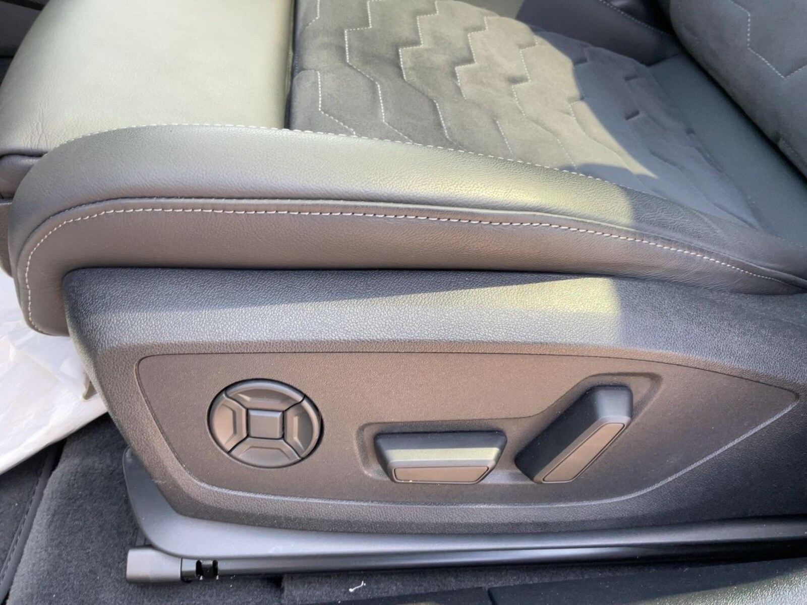 Audi A6 Avant e-tron – Bild 17