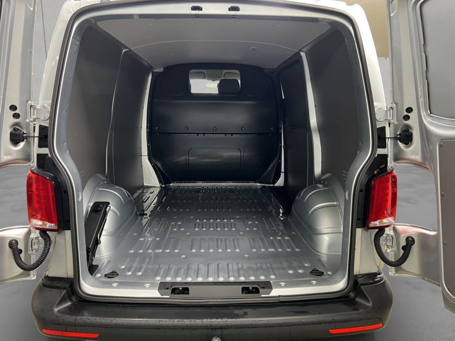 Volkswagen T6.1 Transporter Kasten kurzer Radstand