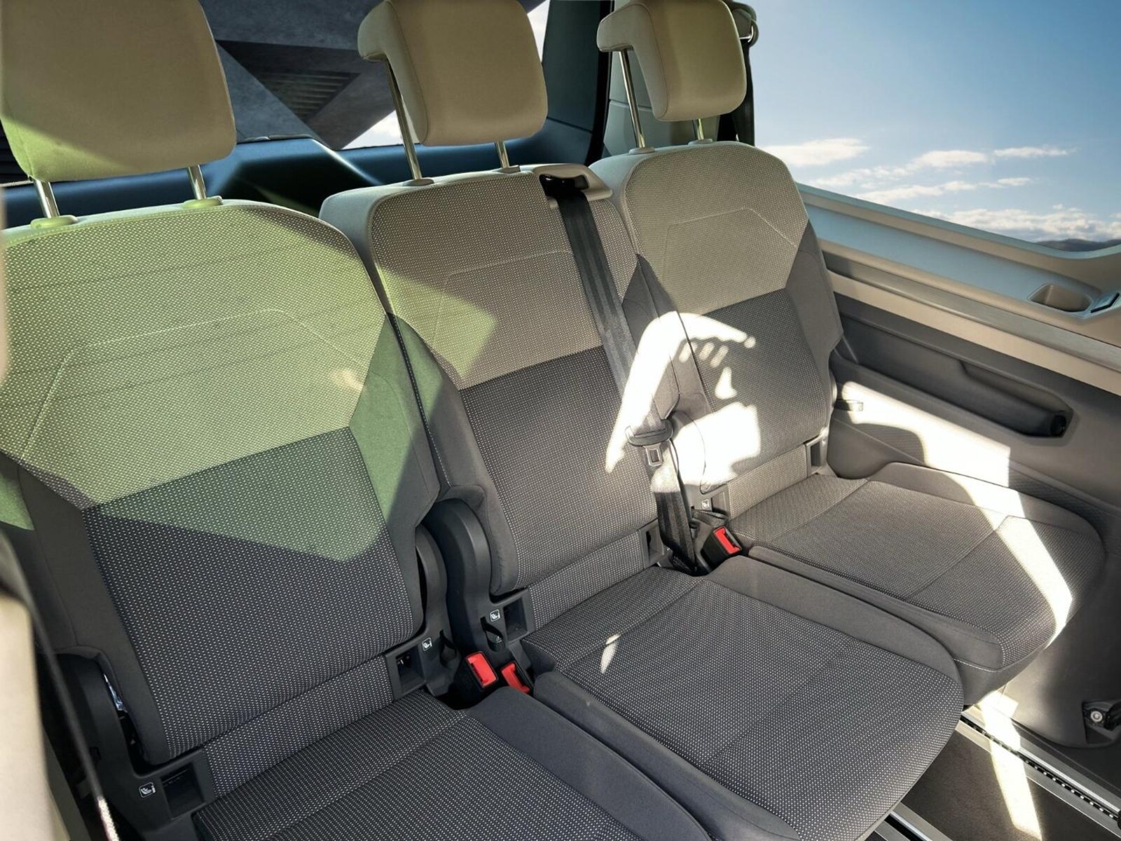 Volkswagen Multivan Langversion – Bild 14