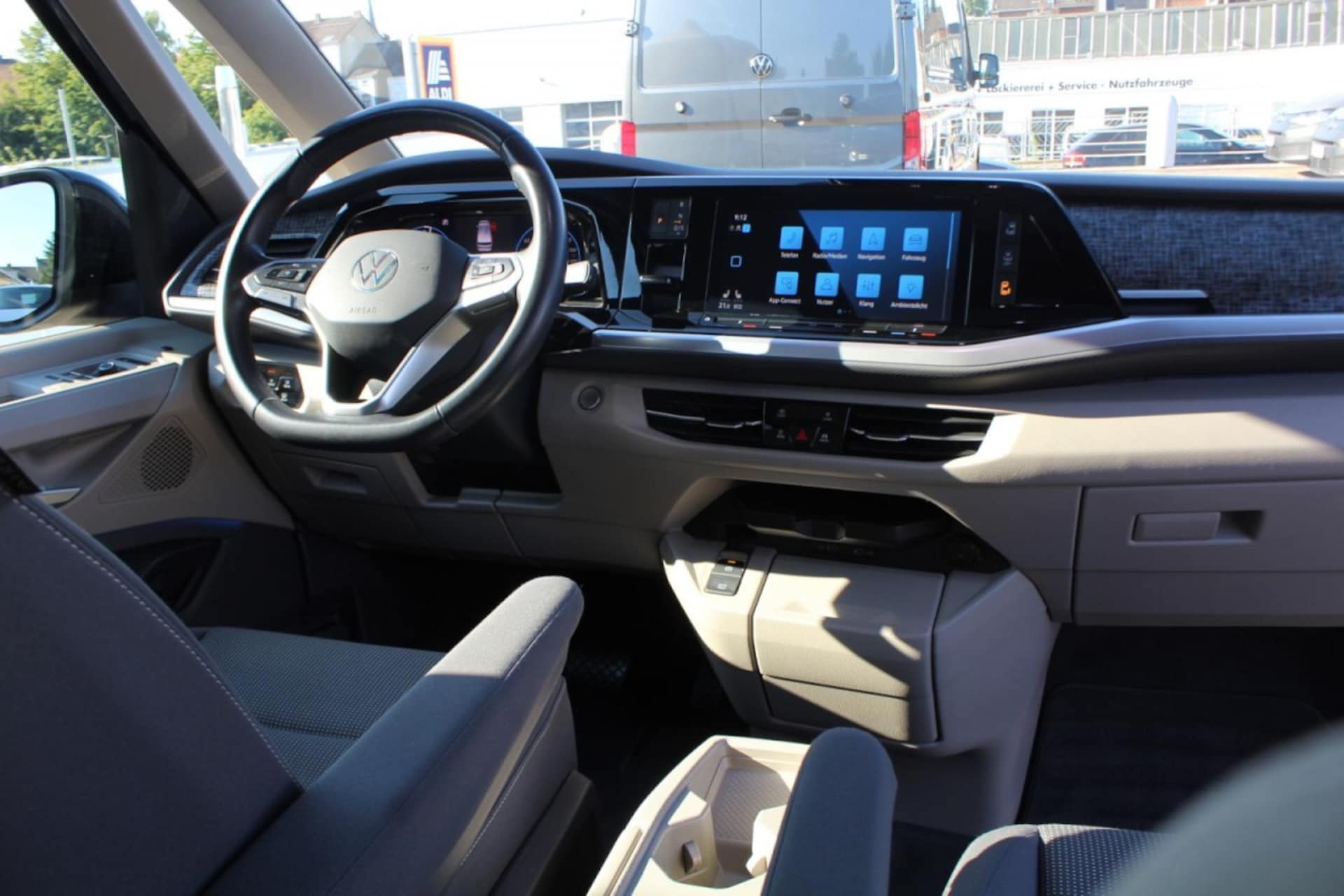 Volkswagen Multivan Life