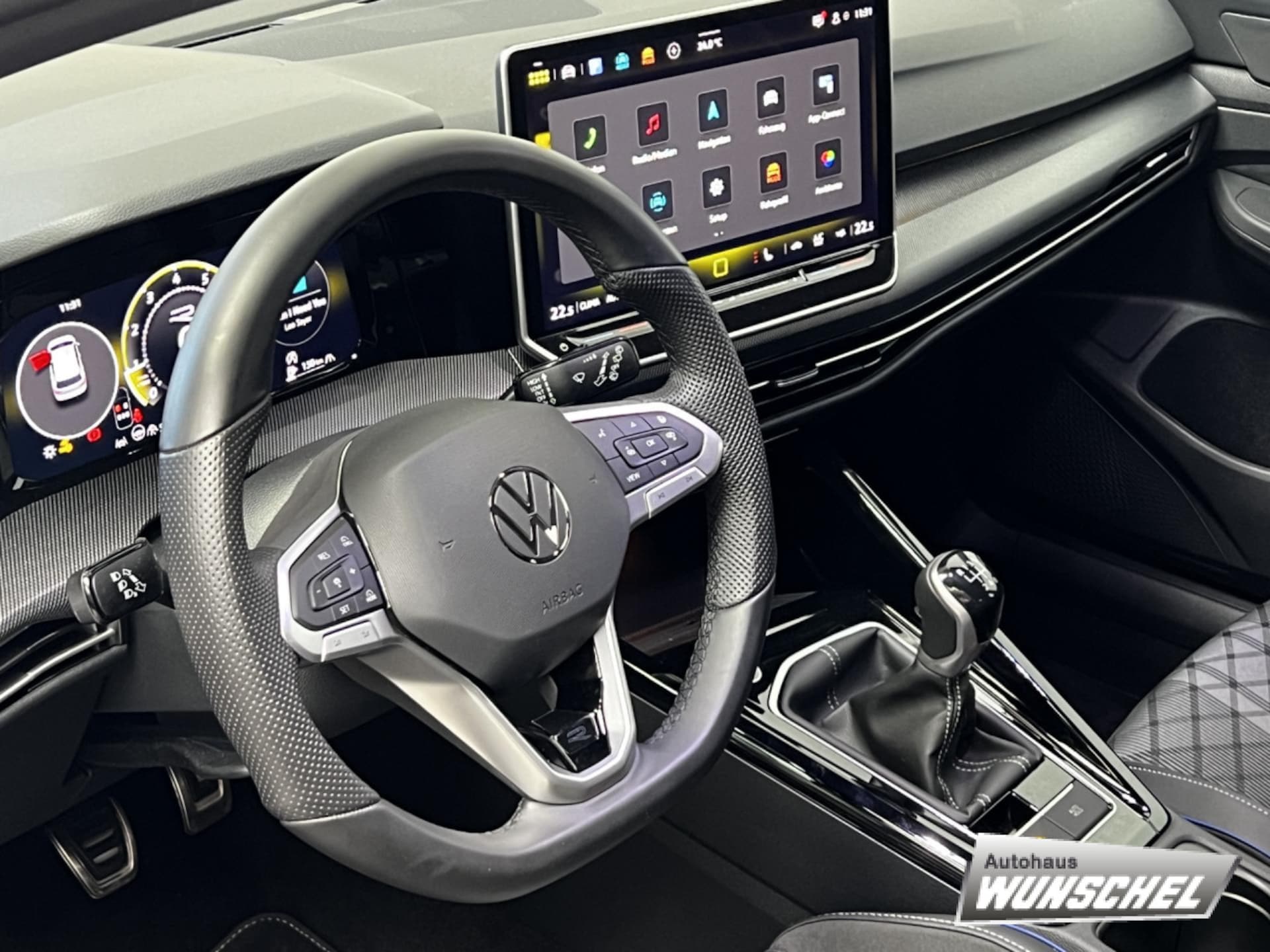 Volkswagen Golf R-Line