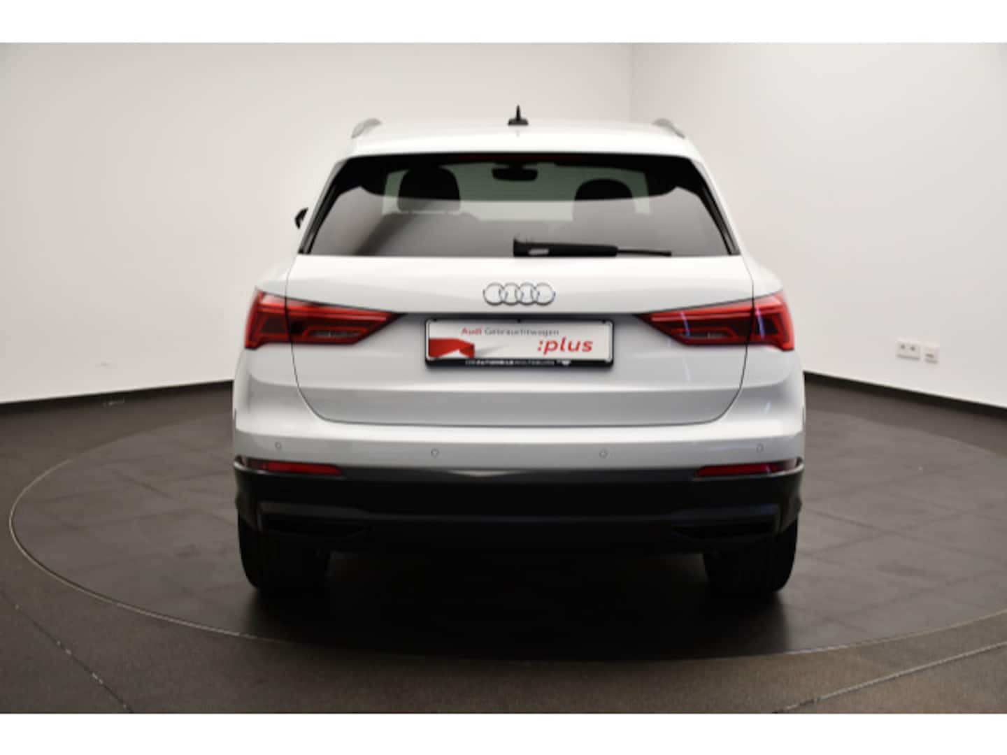 Bild über Audi Q3 advanced 35 TFSI S tronic - für weitere Informationen kontaktieren Sie den Audi Partner