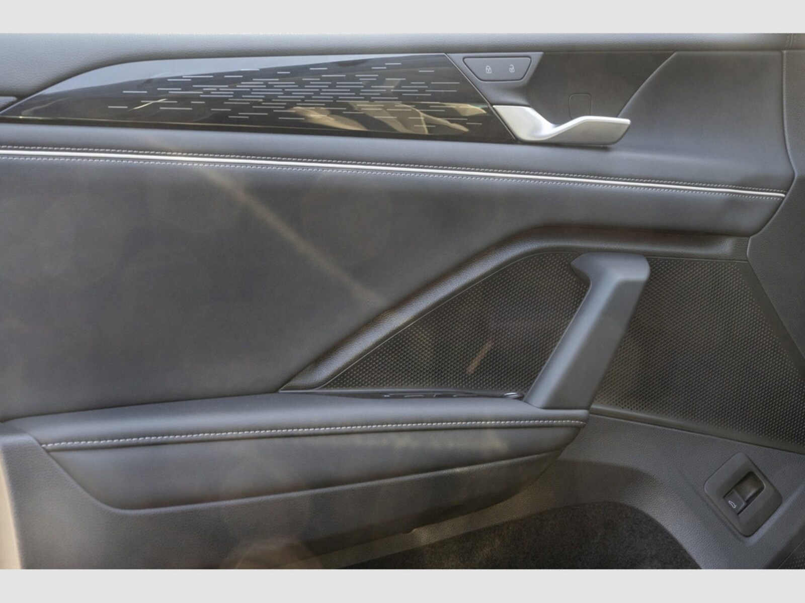 Volkswagen Tiguan – Bild 17