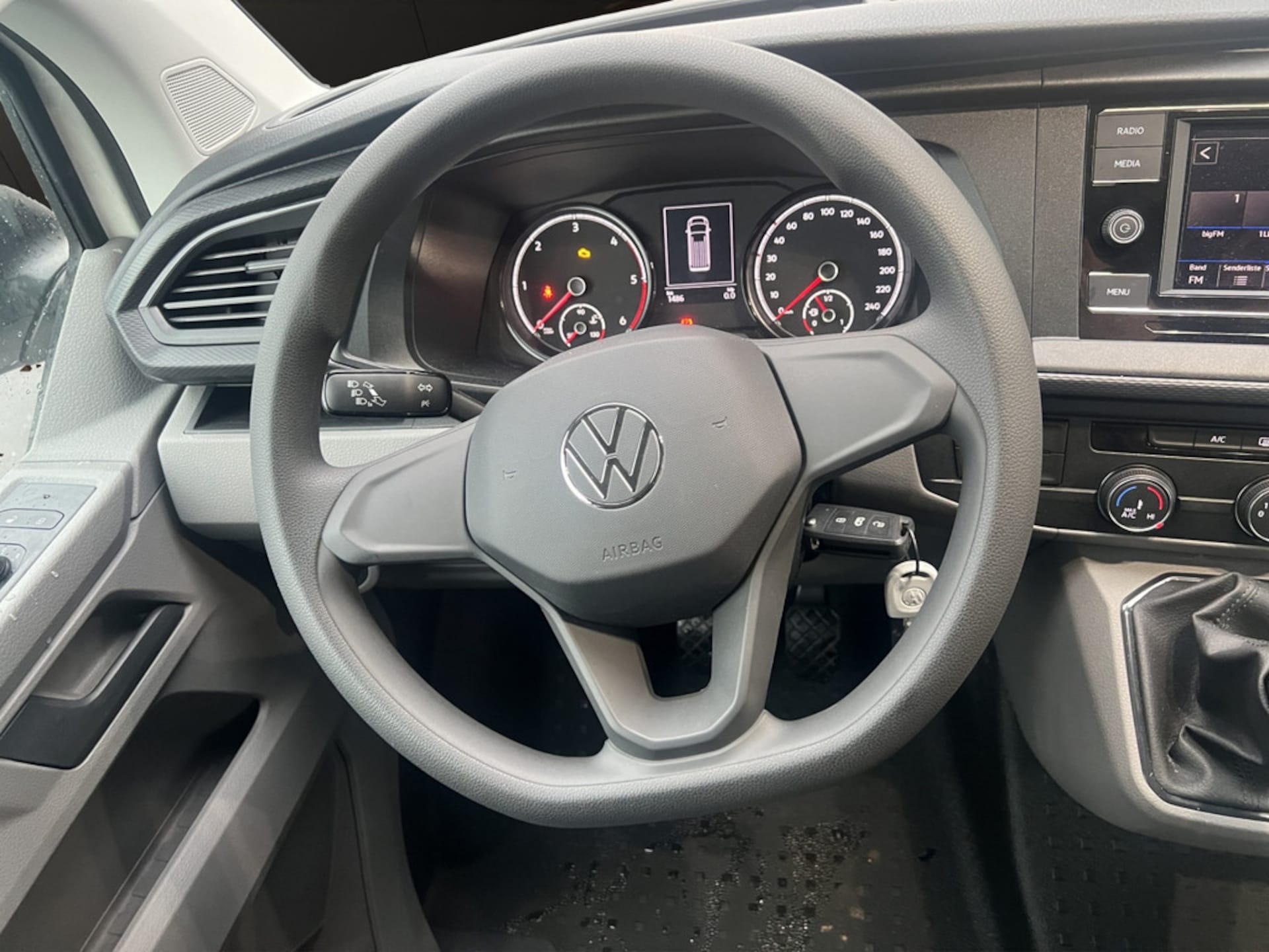 Volkswagen T6.1 Transporter Kasten langer Radstand