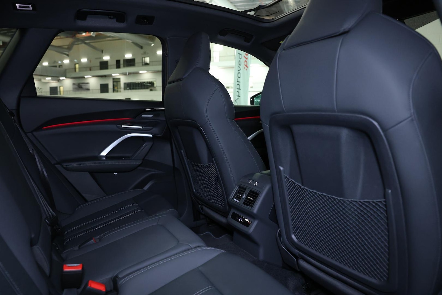 Image about Audi Q5 SUV e-hybrid quattro S tronic