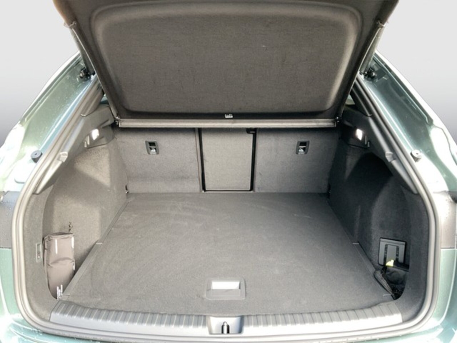Audi Q4 Sportback e-tron – Bild 12