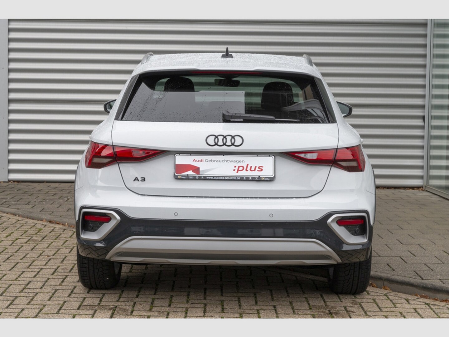 Bild über Audi A3 allstreet 35 TFSI S tronic - für weitere Informationen kontaktieren Sie den Audi Partner