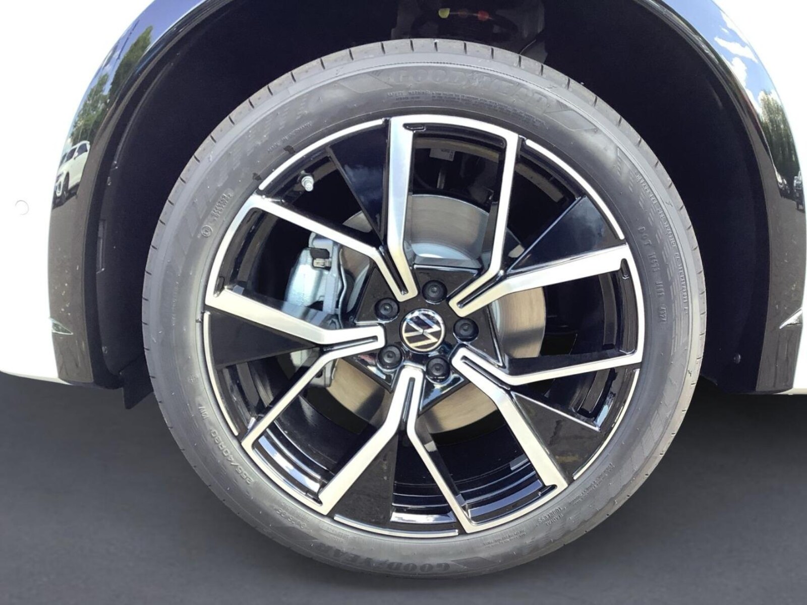 Volkswagen Tiguan – Bild 14