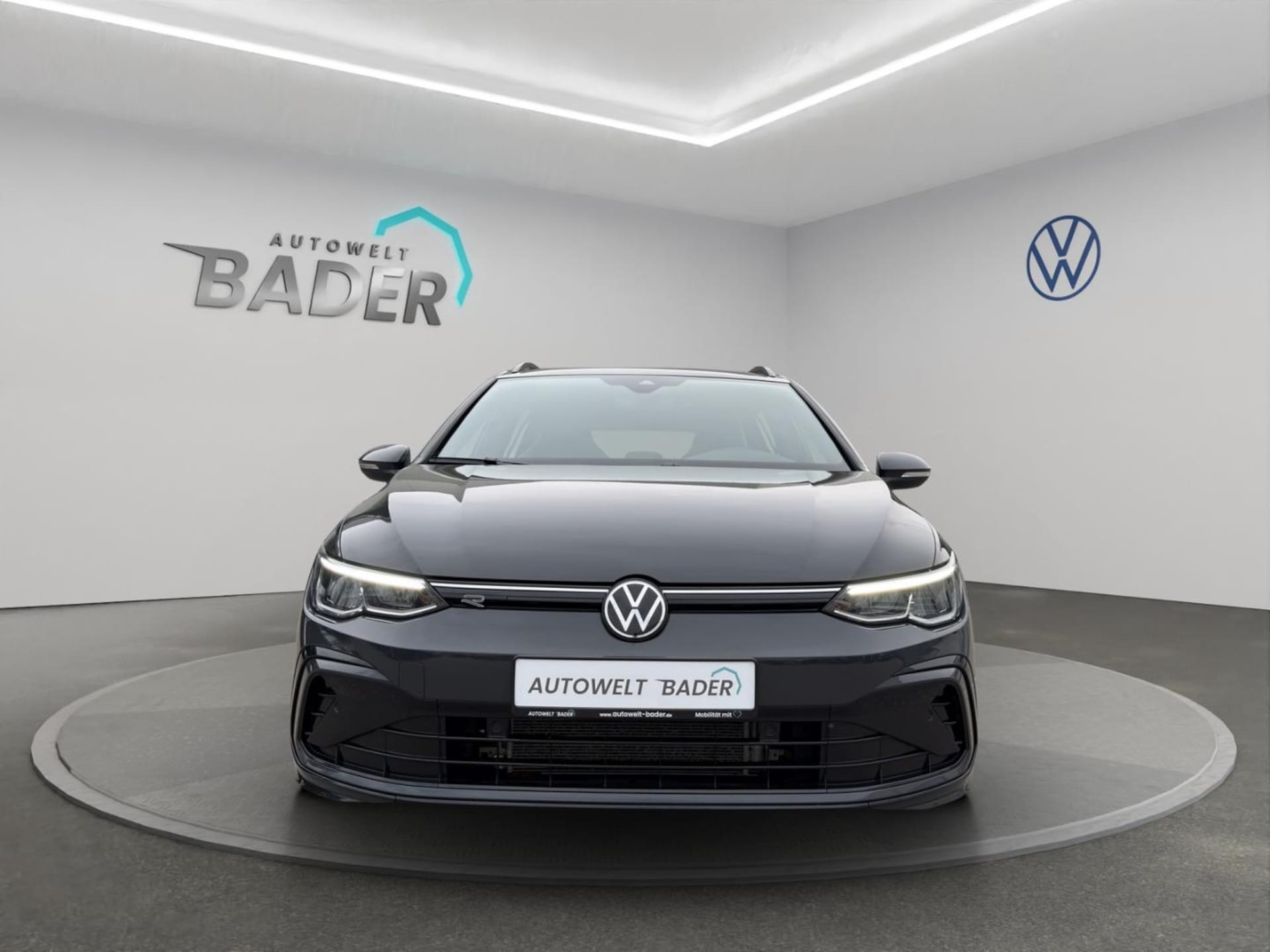 Volkswagen Golf Variant R-Line