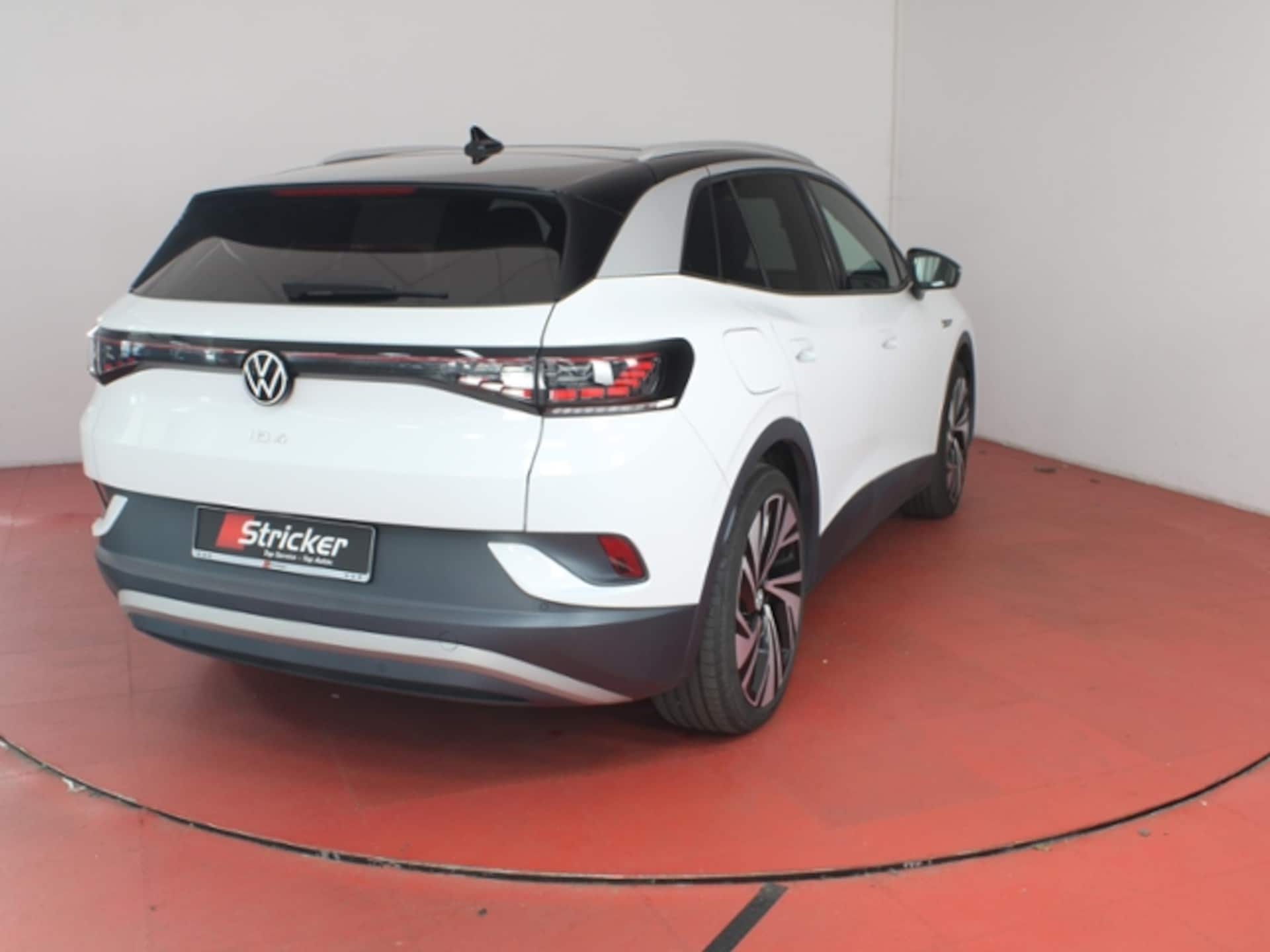 Volkswagen ID.4 1st Max