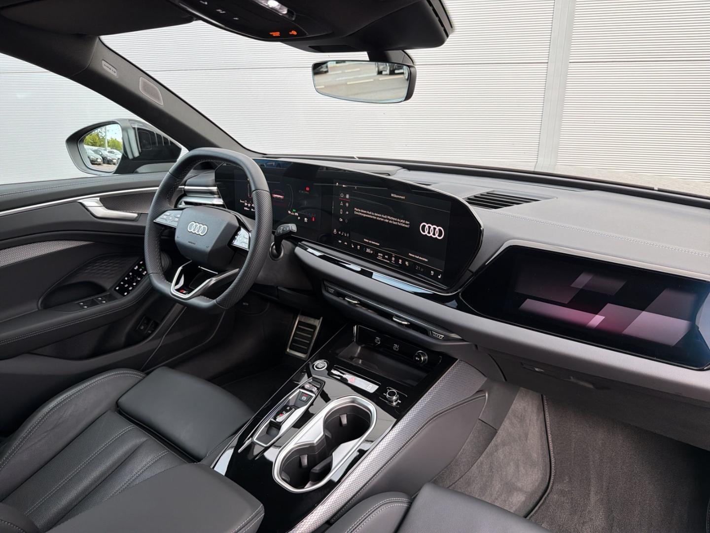 Bild über Audi A6 Avant e-hybrid edition one e-hybrid quattro 270 kW S tronic - für weitere Informationen kontaktieren Sie den Audi Partner