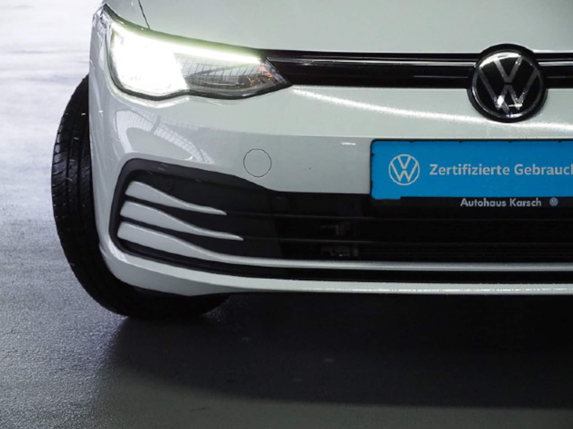 Volkswagen Golf Variant Life