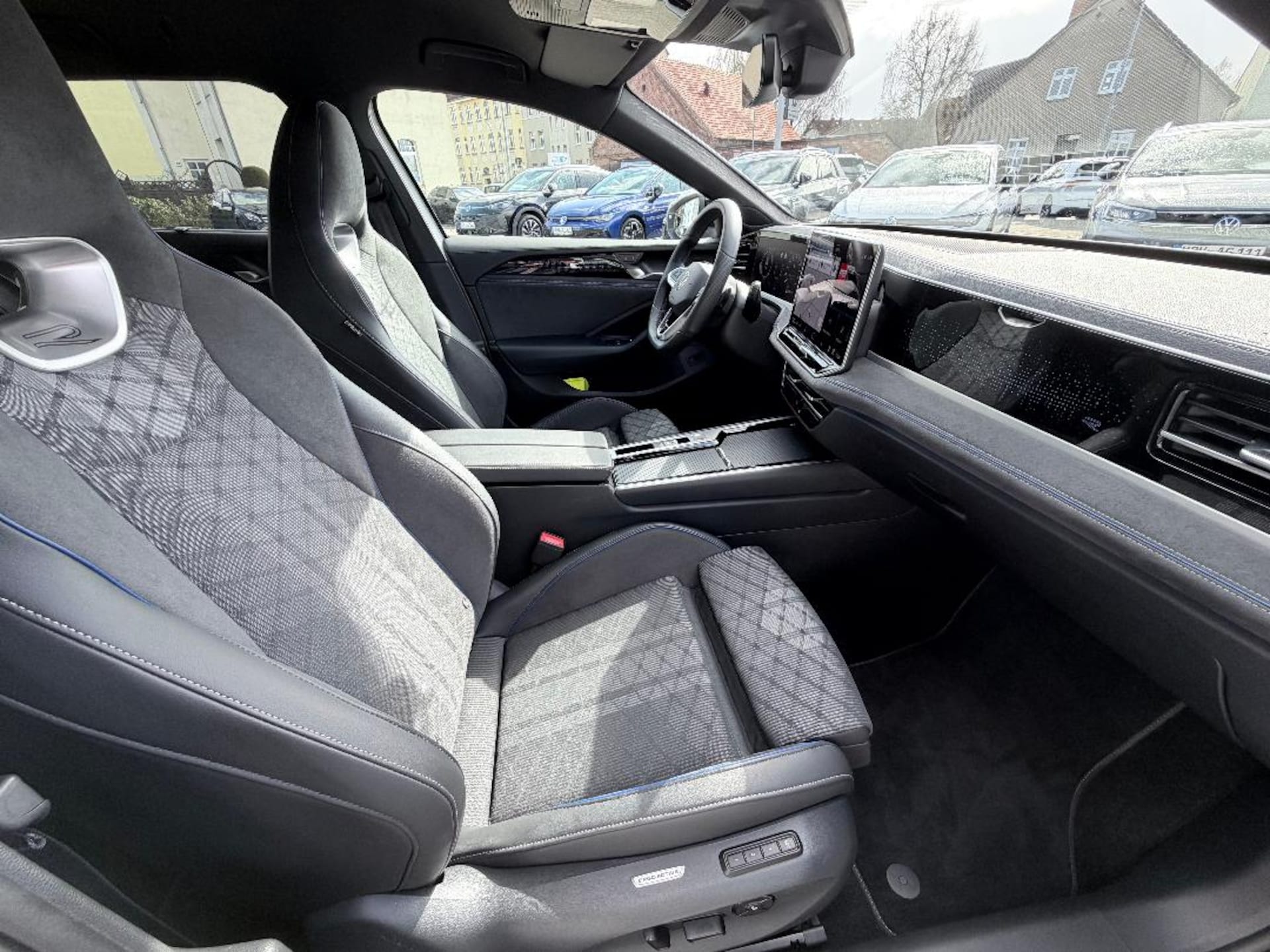 Volkswagen Passat R-Line