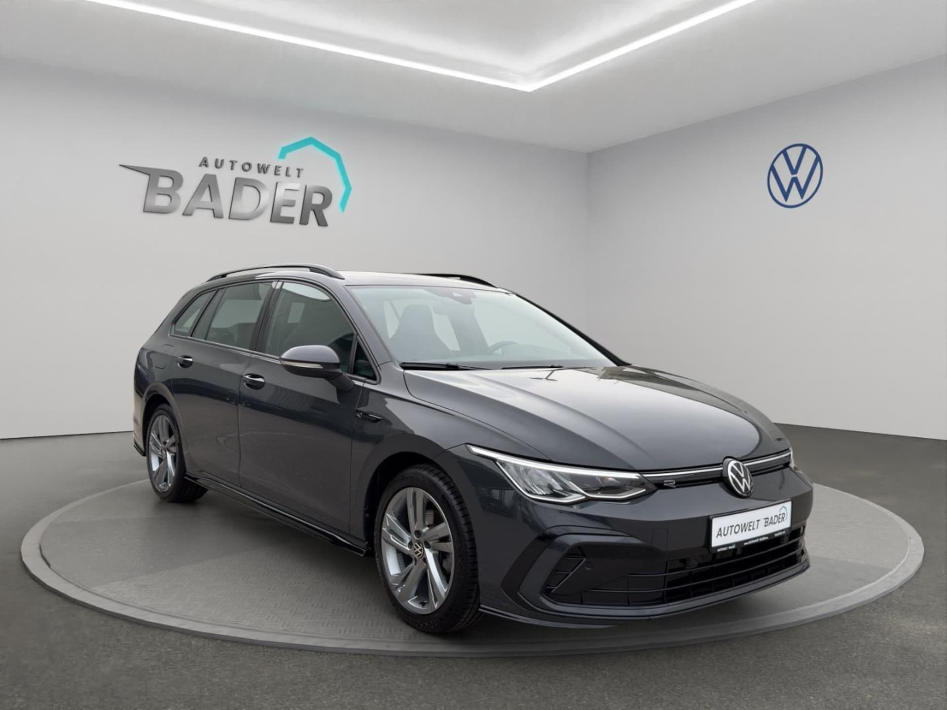 Volkswagen Golf Variant R-Line