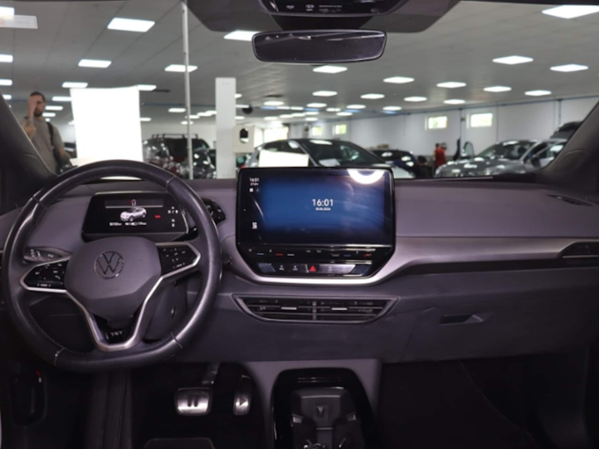 Volkswagen ID.4 1st Max