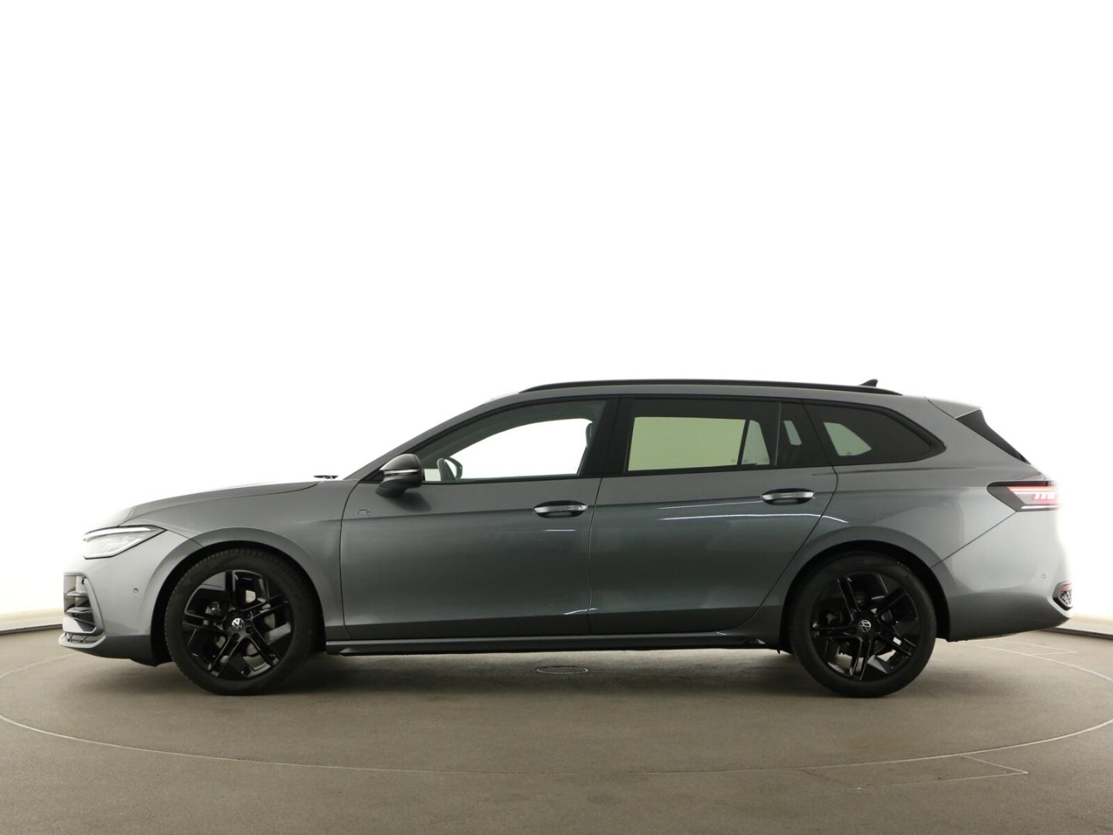 Volkswagen Passat – Bild 4