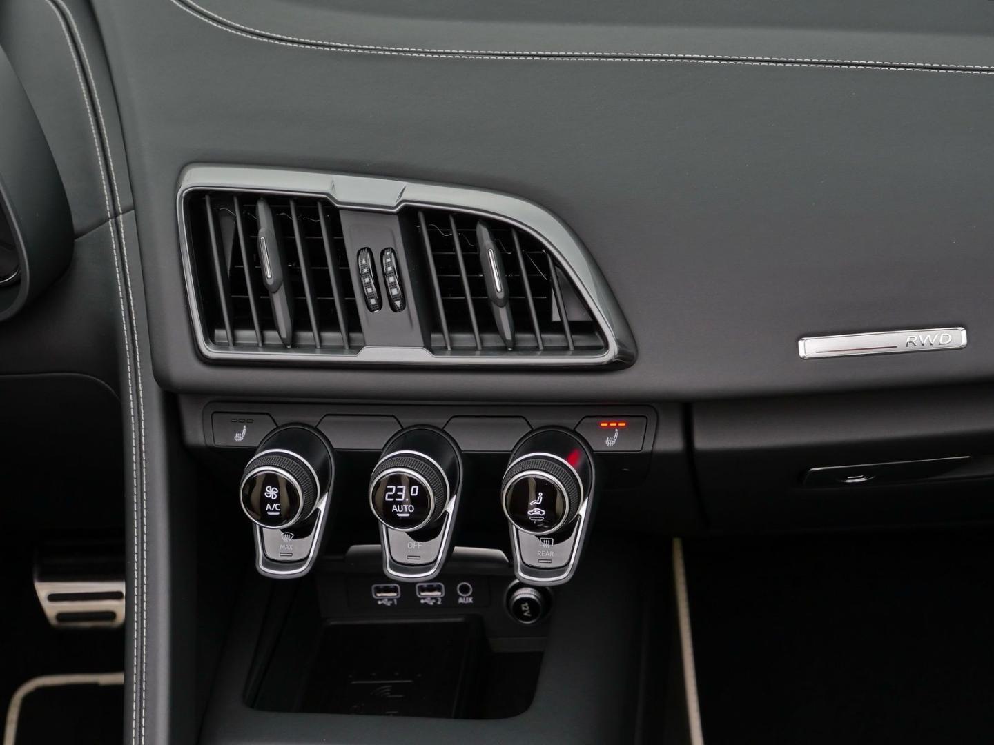 Image about Audi R8 Spyder FSI S tronic