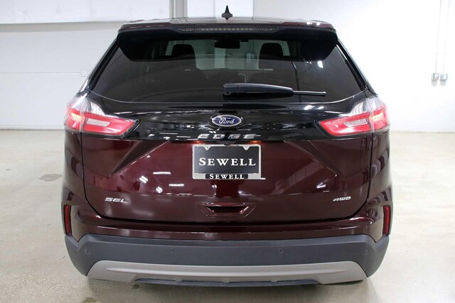 2023 Ford Edge