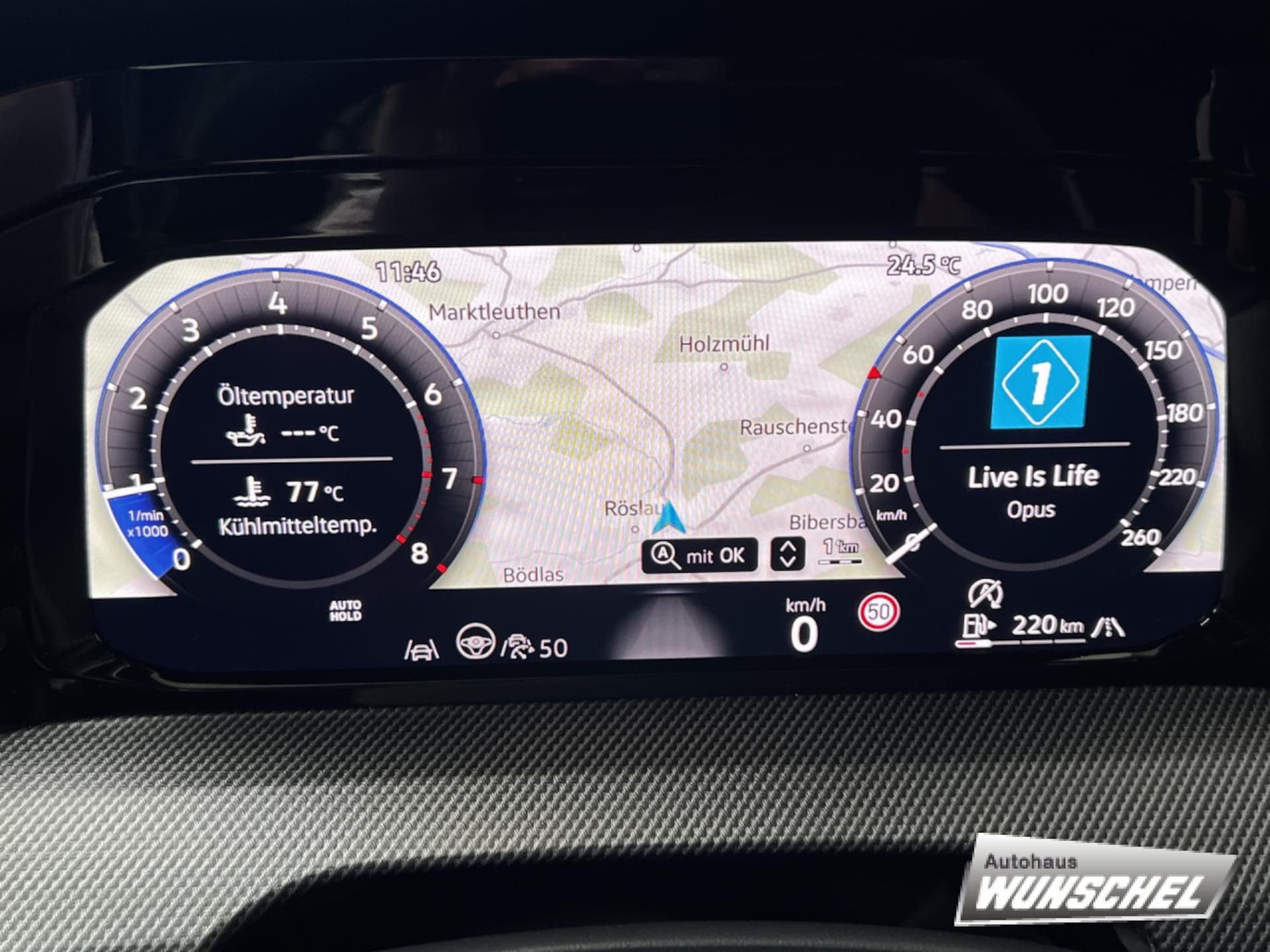 Volkswagen Golf R-Line