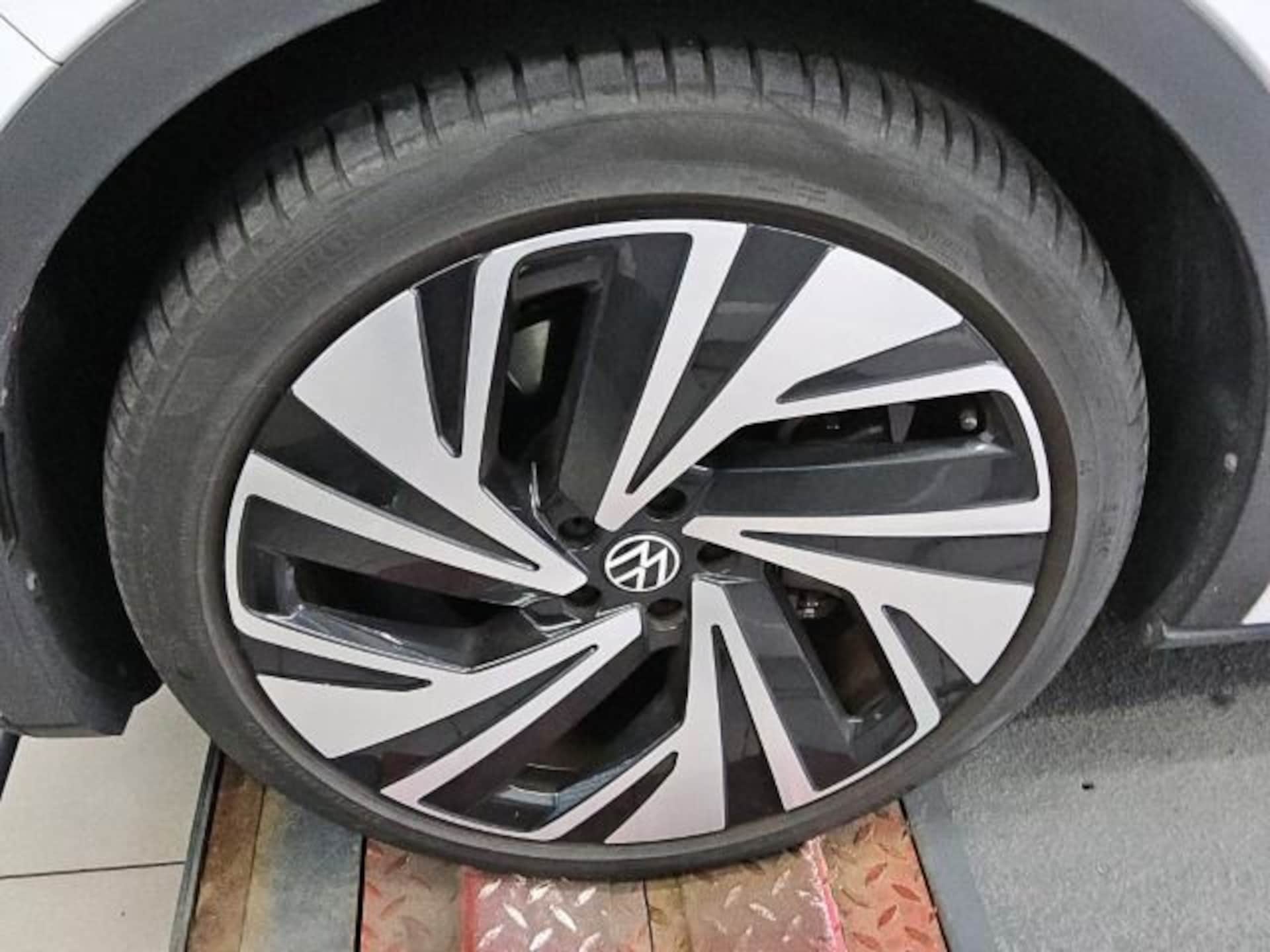 Volkswagen ID.5 Pro Performance